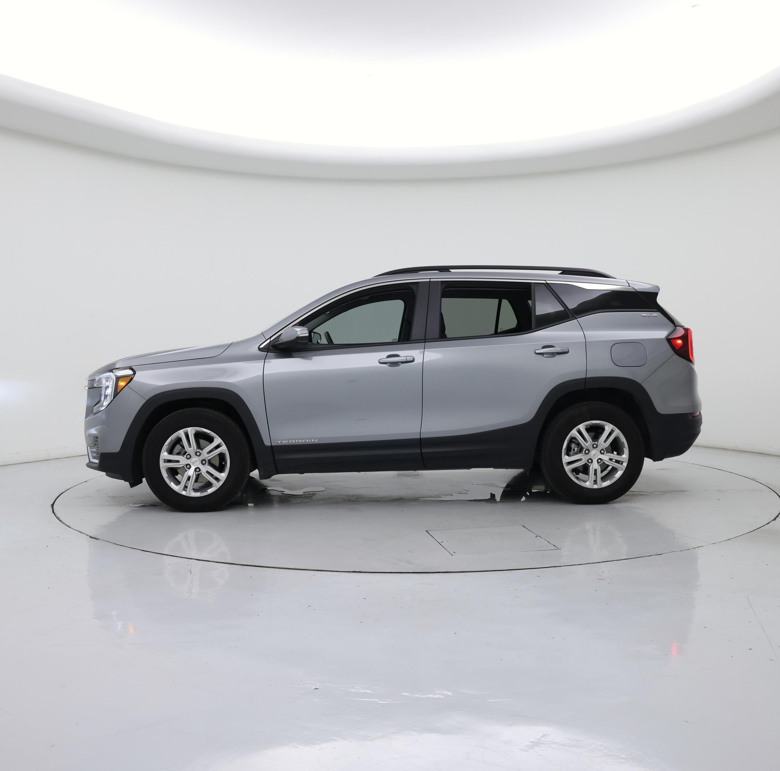 Thumbnail: 2024 GMC Terrain - 3
