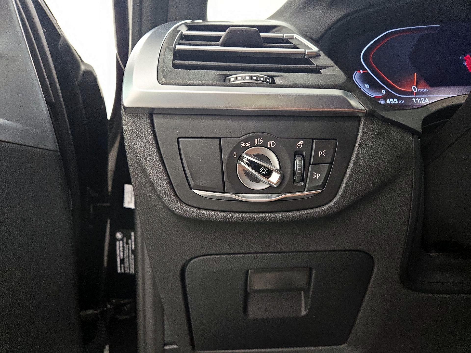 Thumbnail: 2024 BMW X3 - 13