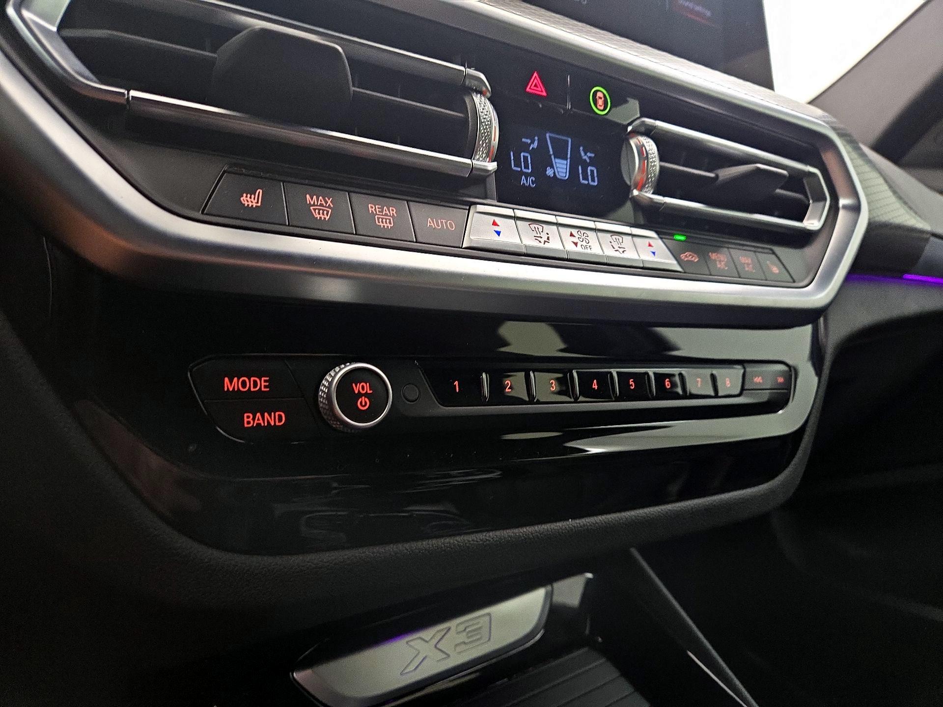 Thumbnail: 2024 BMW X3 - 17