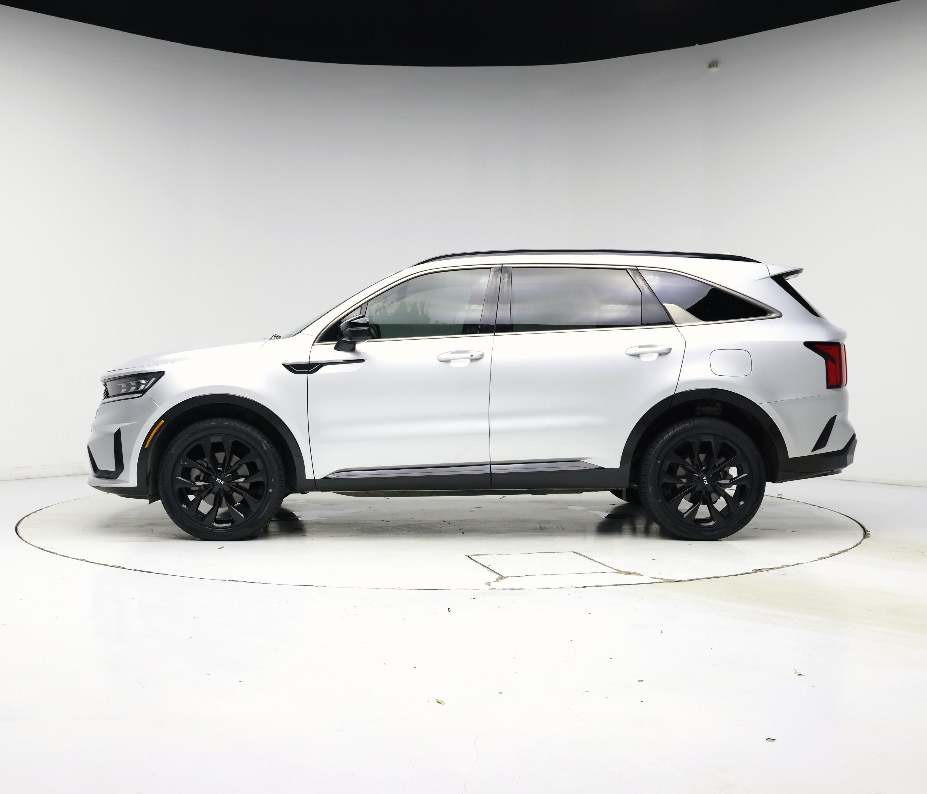 Thumbnail: 2021 Kia Sorento - 3