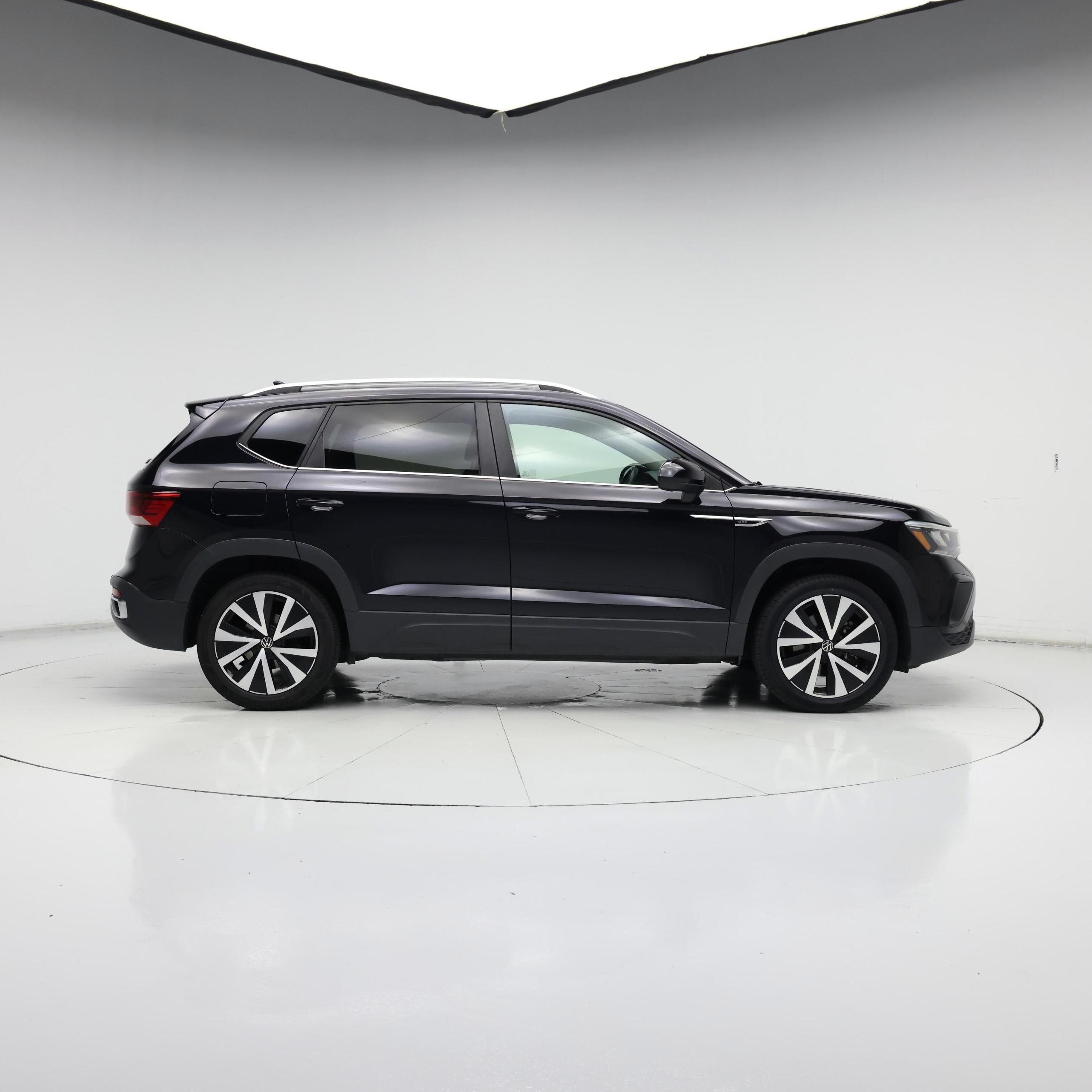 Thumbnail: 2022 Volkswagen Taos - 7