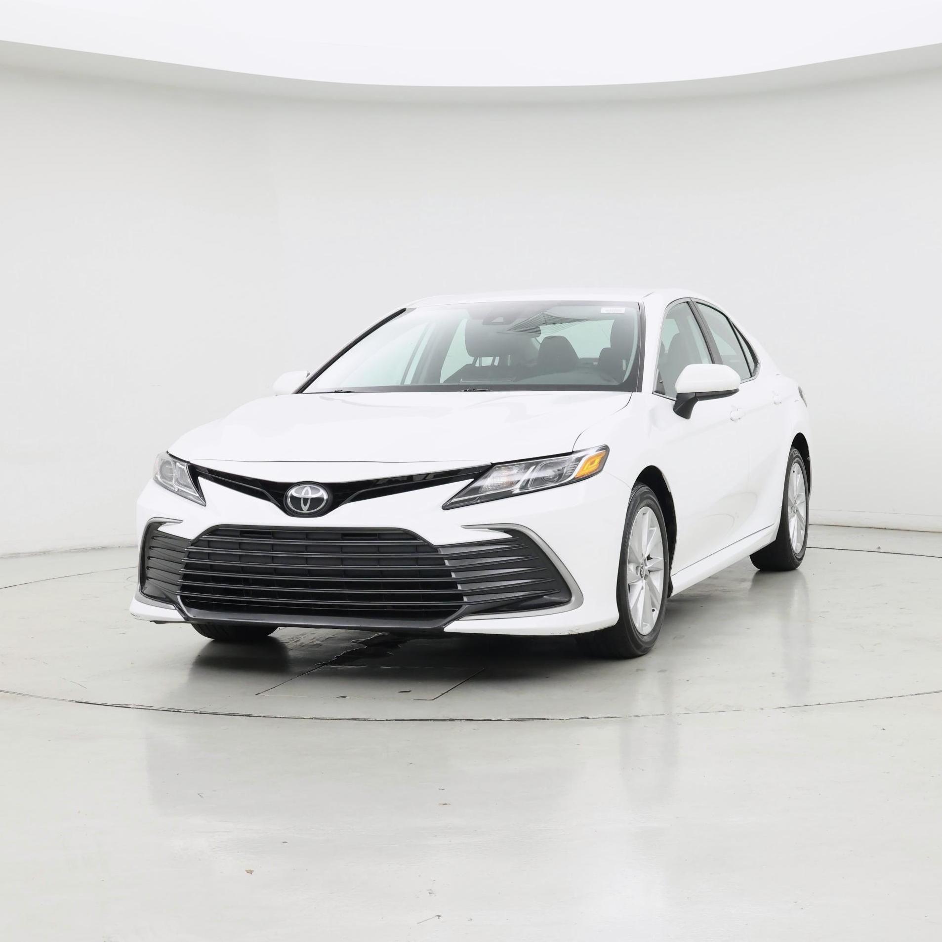 Thumbnail: 2023 Toyota Camry - 4