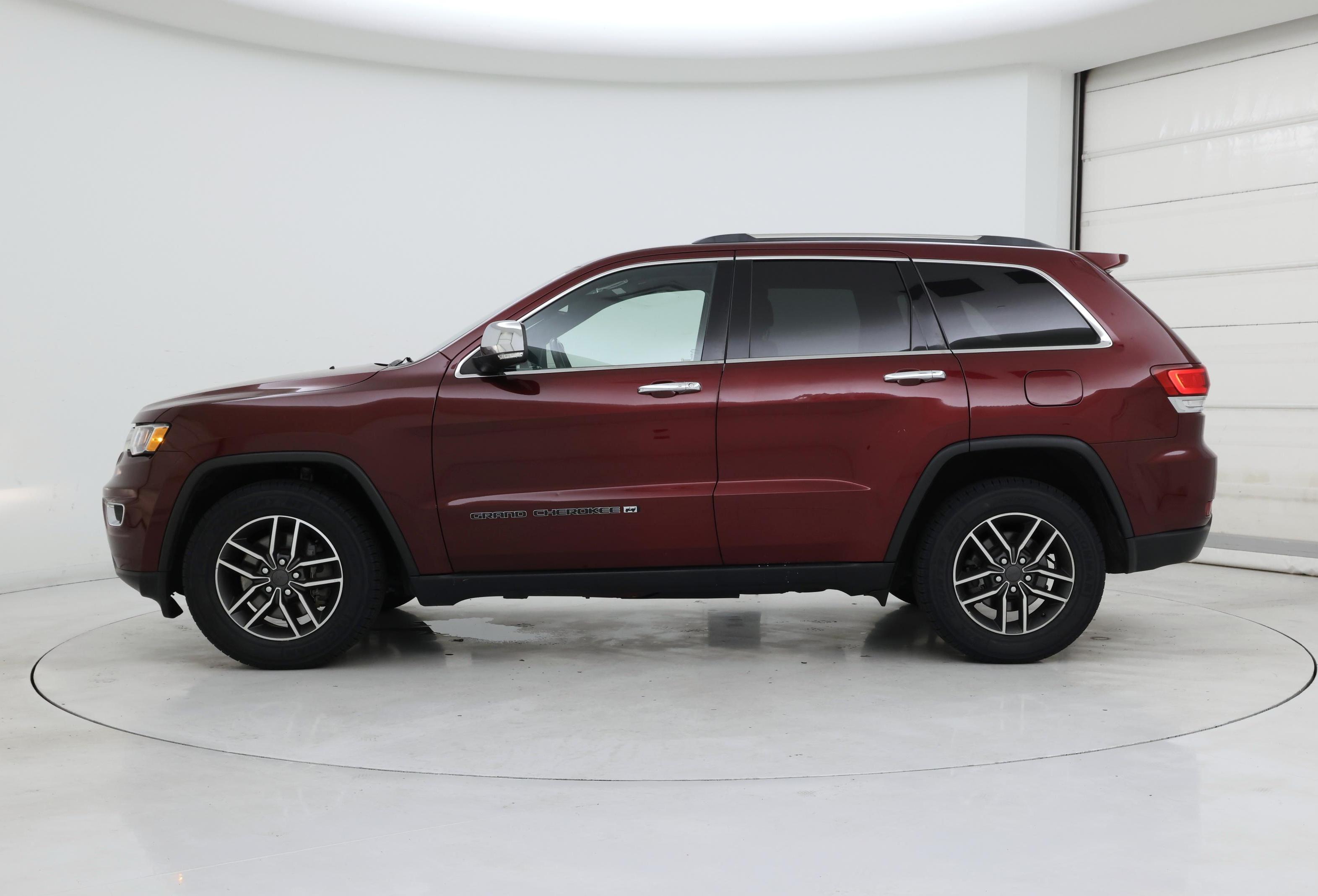 Thumbnail: 2022 Jeep Grand Cherokee - 3