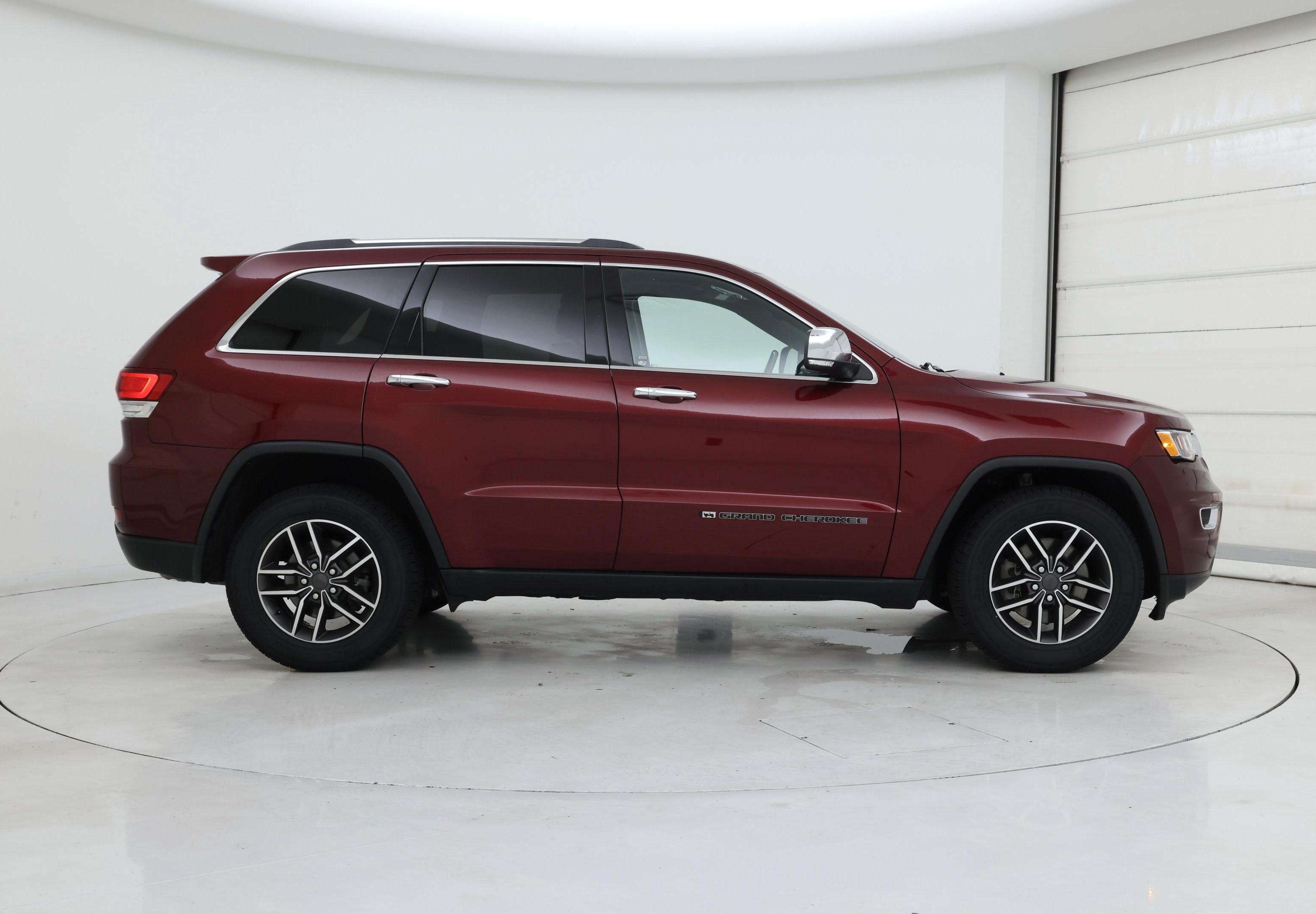 Thumbnail: 2022 Jeep Grand Cherokee - 7