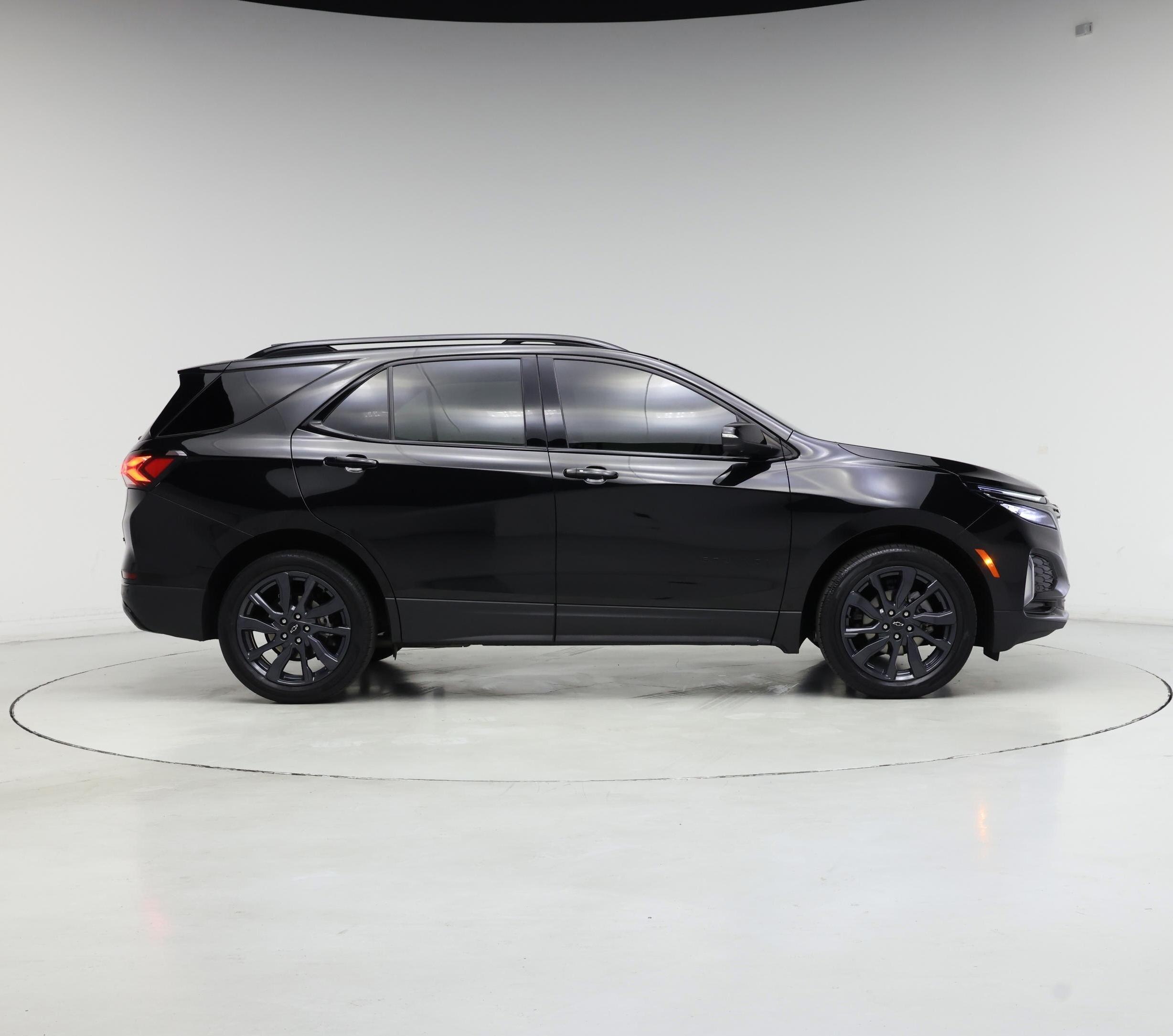 Thumbnail: 2022 Chevrolet Equinox - 7