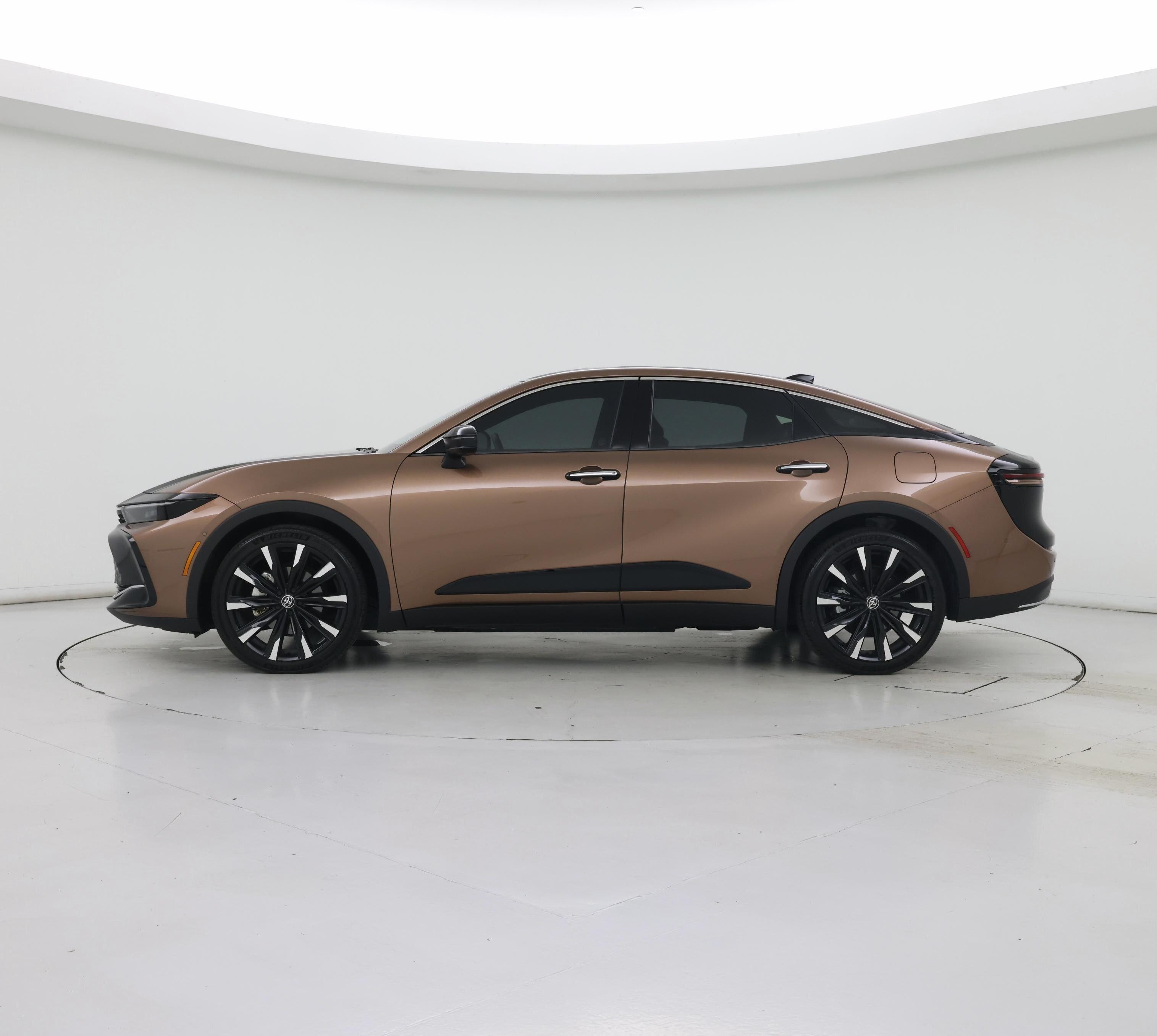 Thumbnail: 2023 Toyota Crown - 3