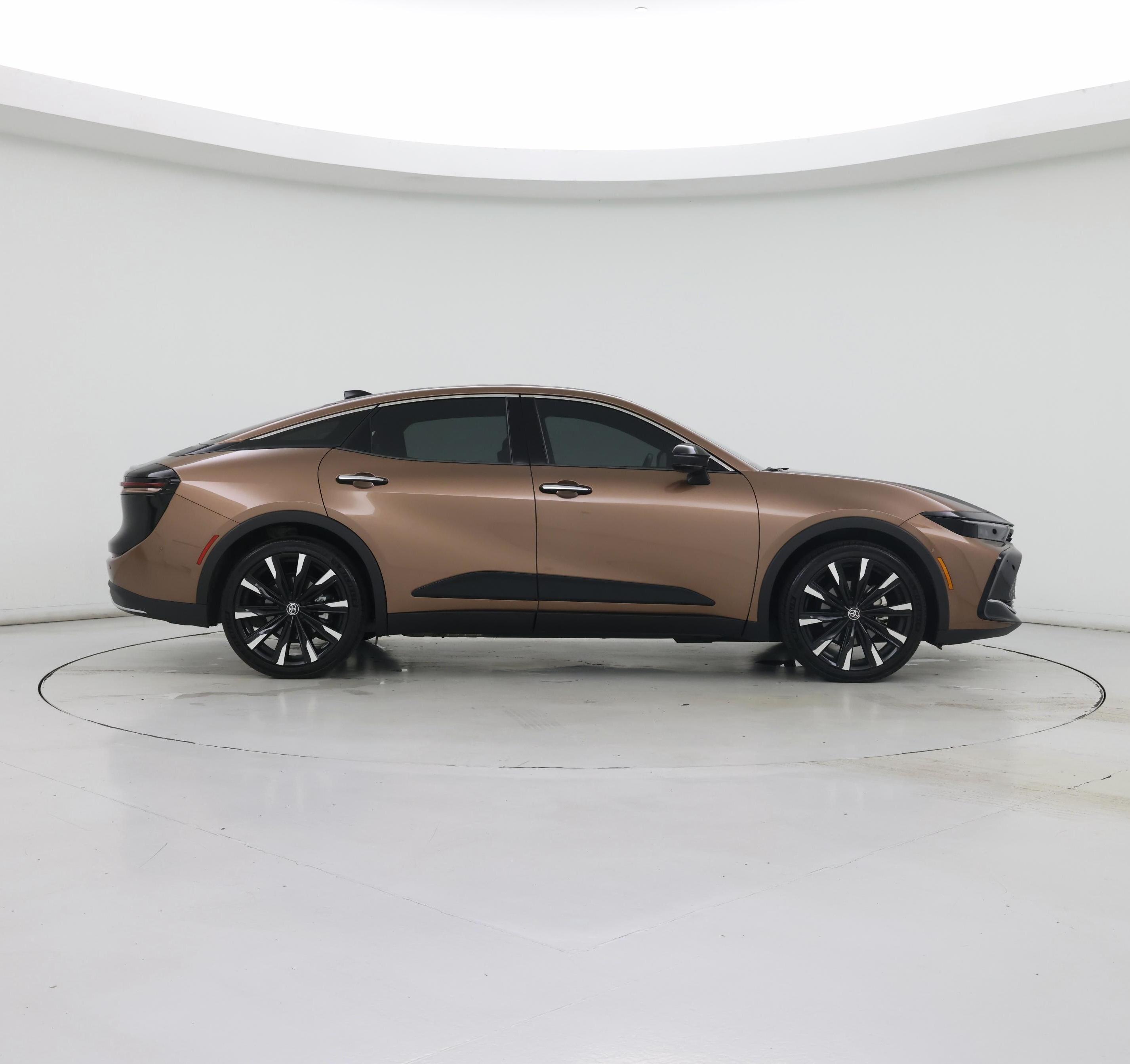 Thumbnail: 2023 Toyota Crown - 7