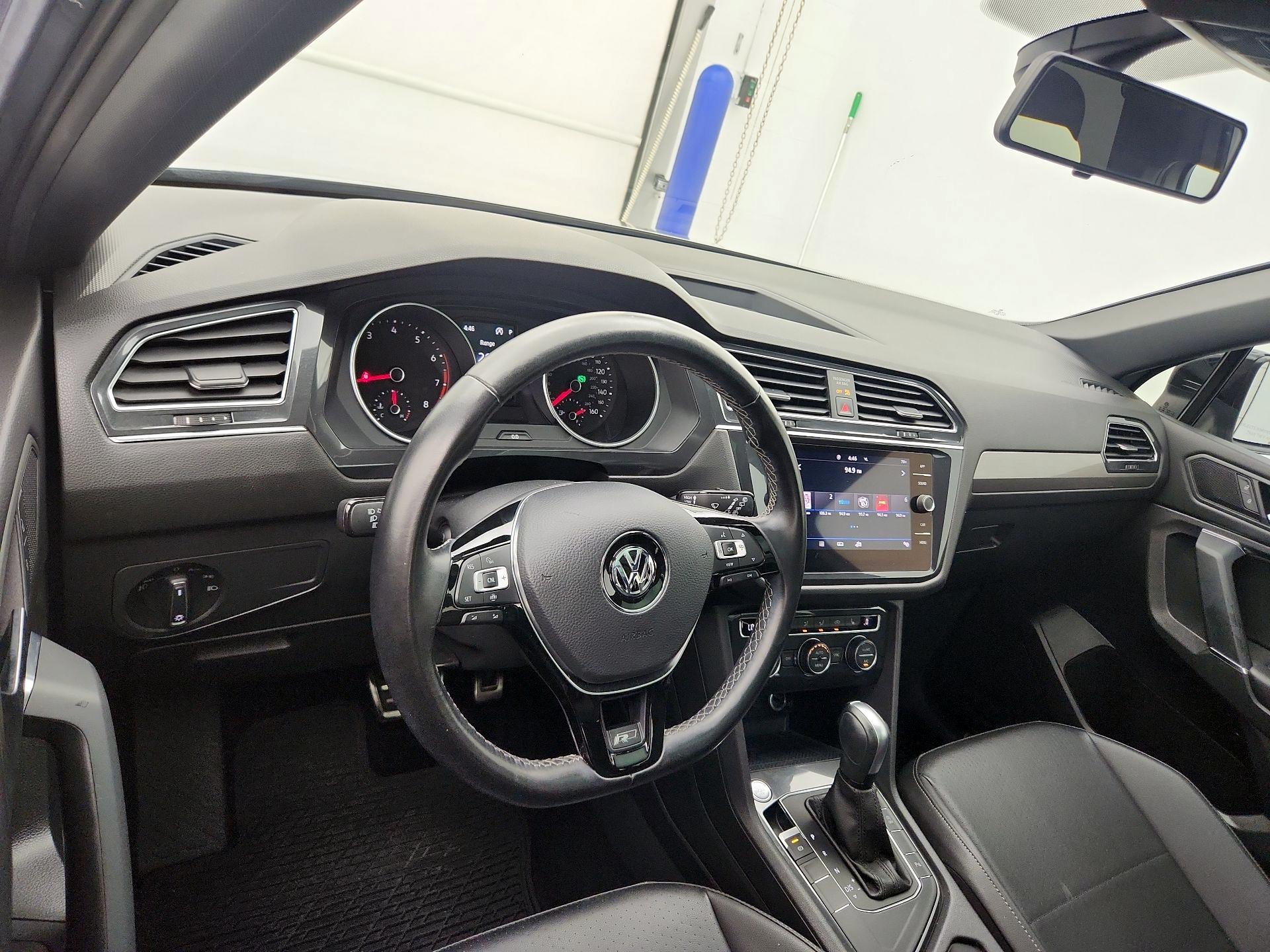 Thumbnail: 2020 Volkswagen Tiguan - 9