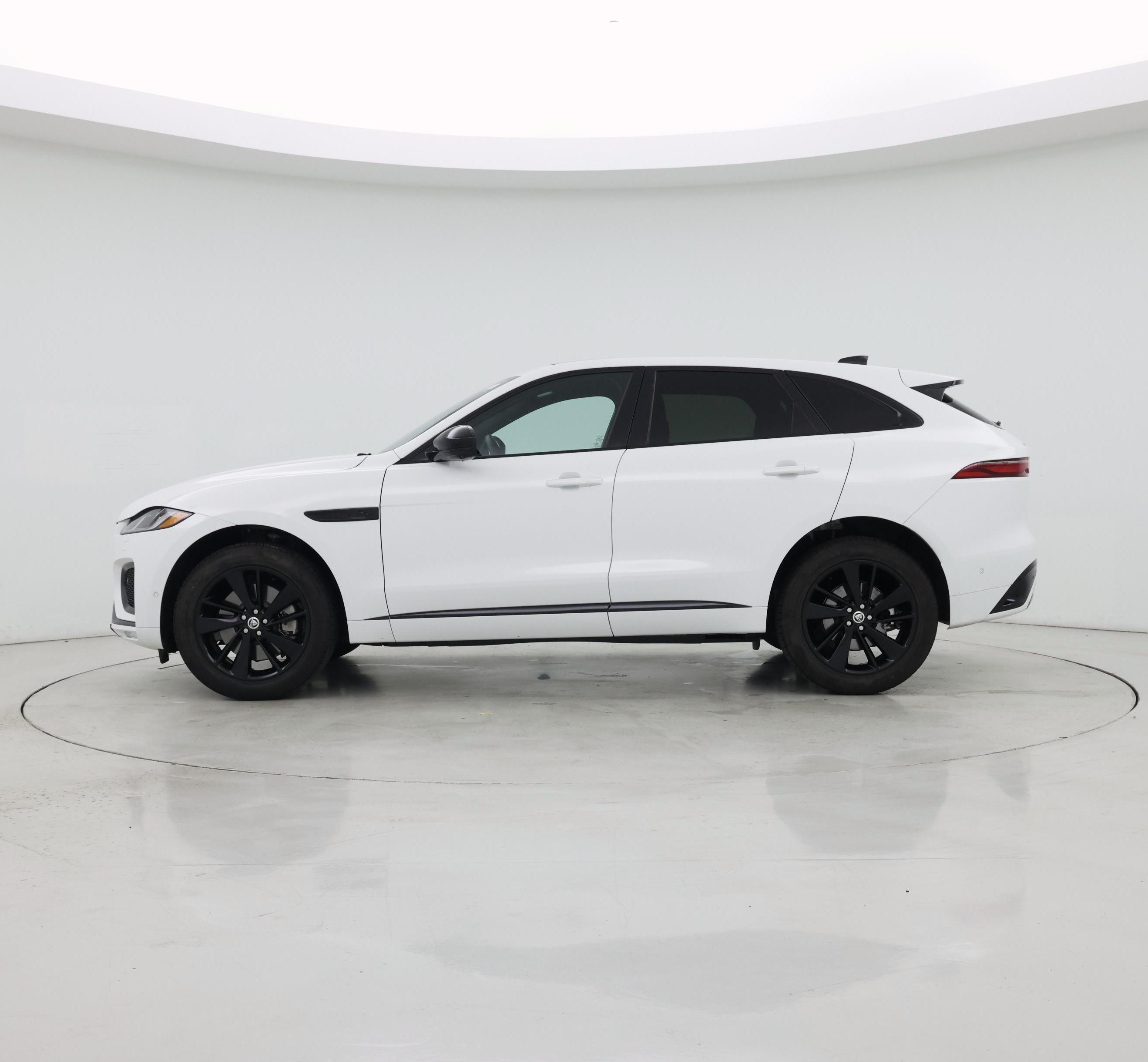 Thumbnail: 2026 Jaguar F-Pace - 3