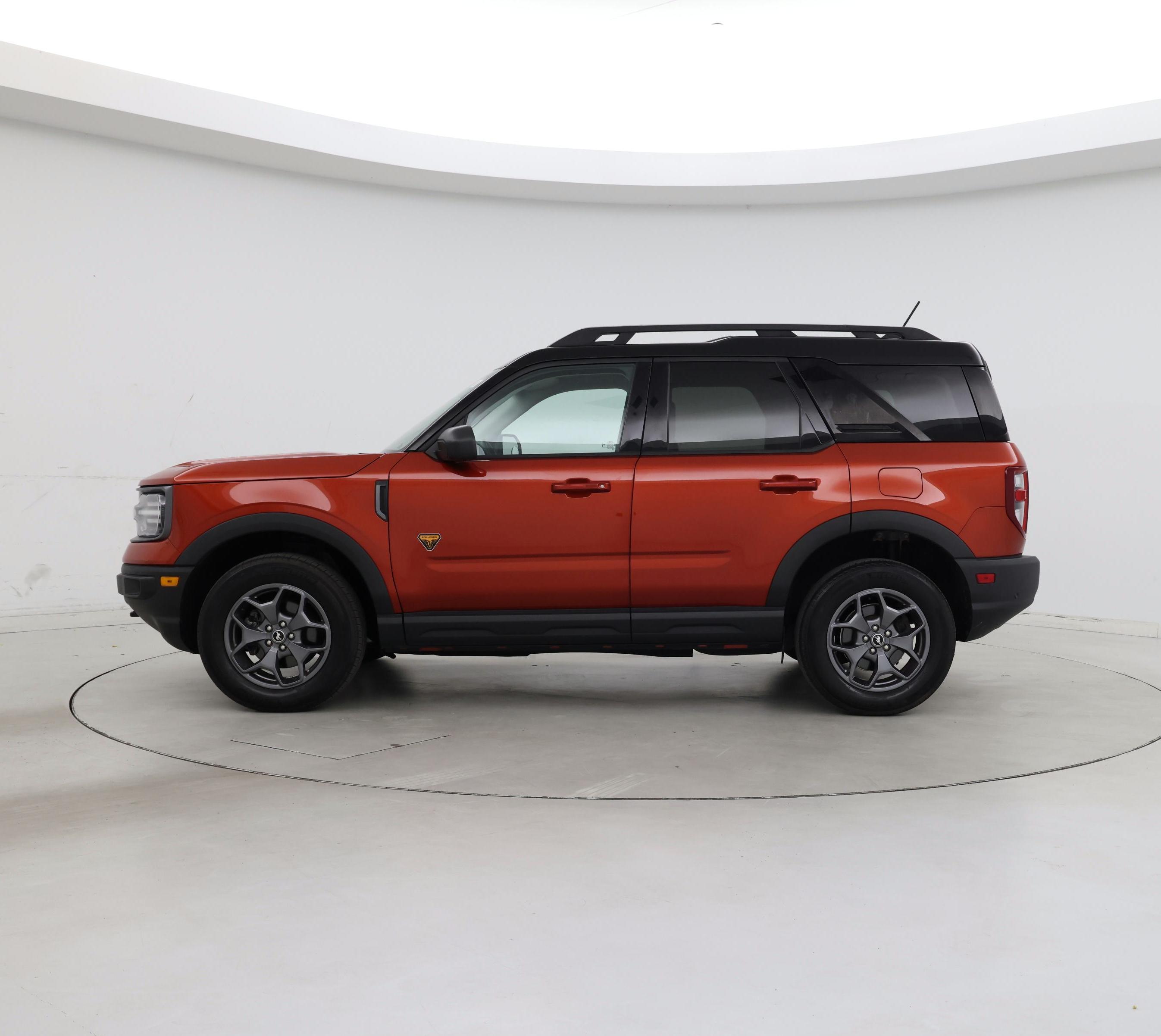 Thumbnail: 2022 Ford Bronco Sport - 3