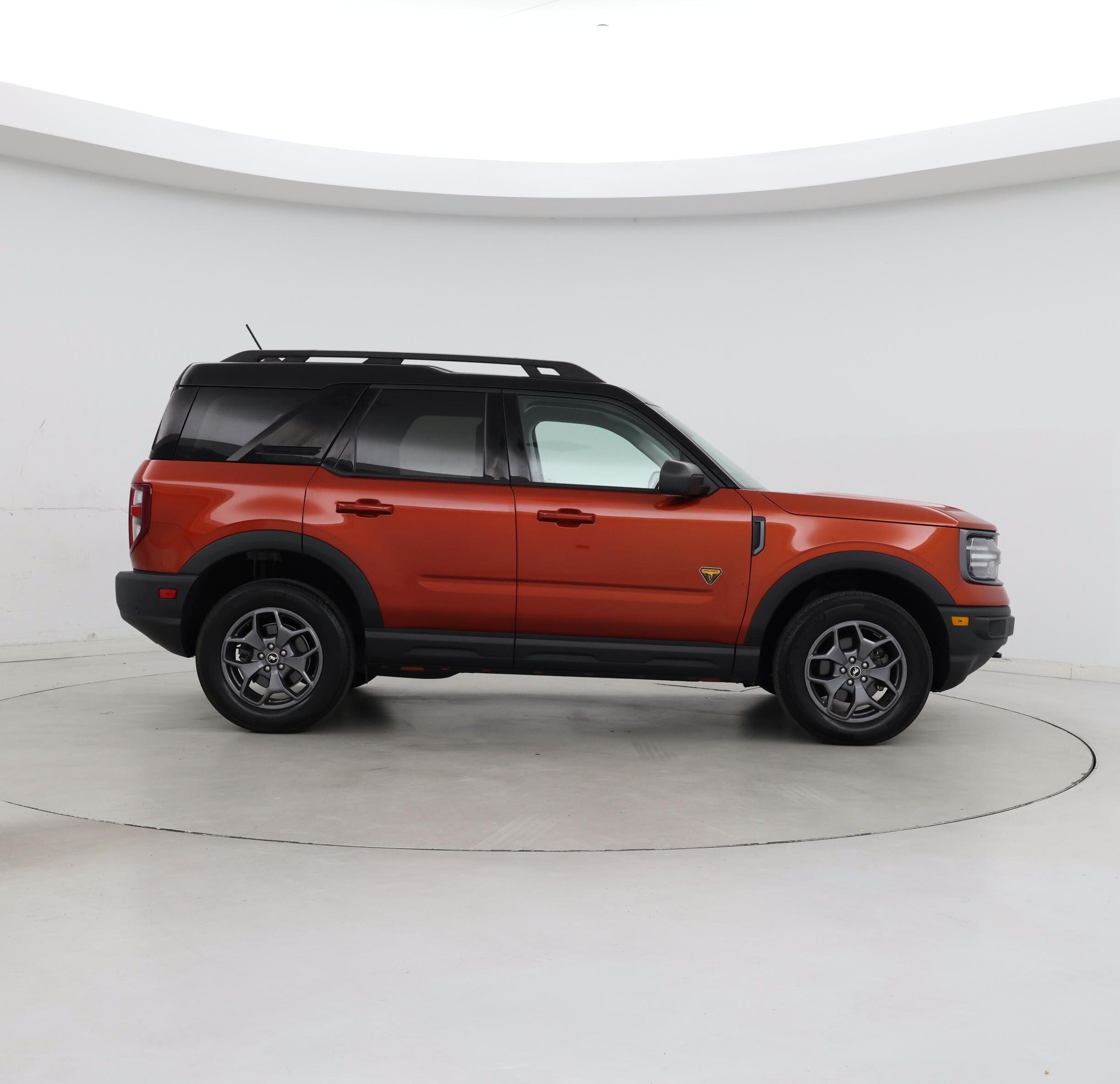 Thumbnail: 2022 Ford Bronco Sport - 7