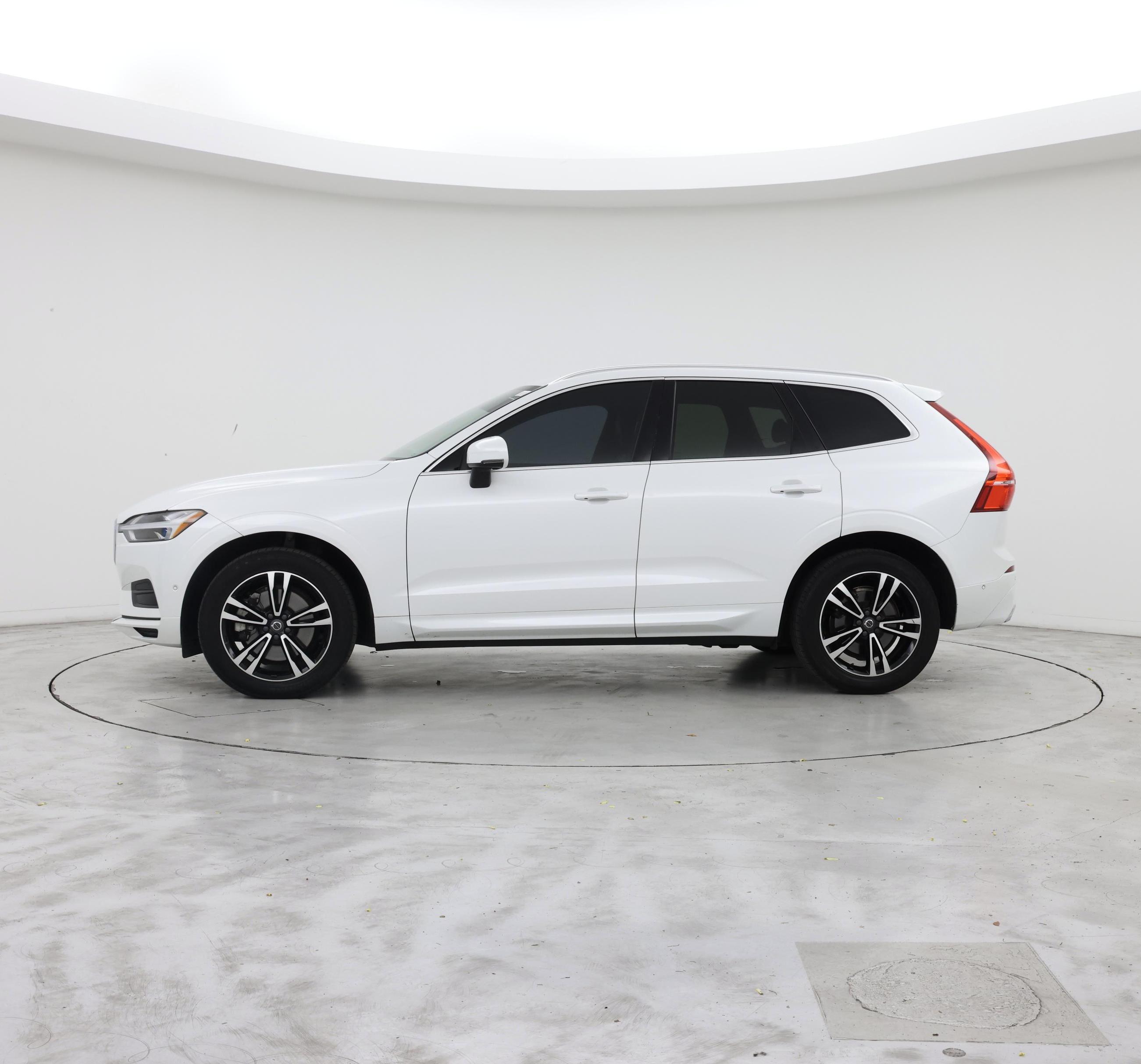 Thumbnail: 2019 Volvo XC60 - 3