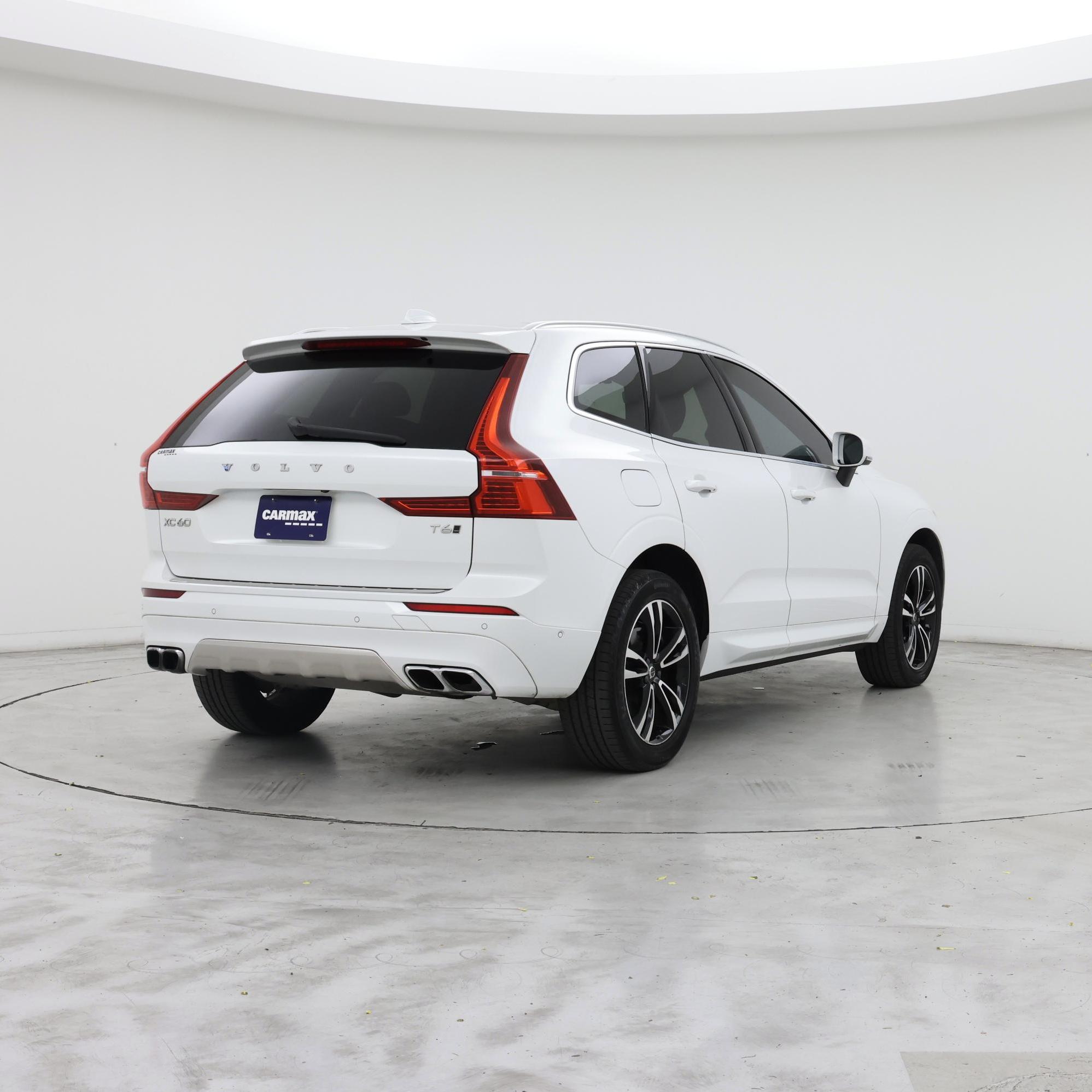 Thumbnail: 2019 Volvo XC60 - 8