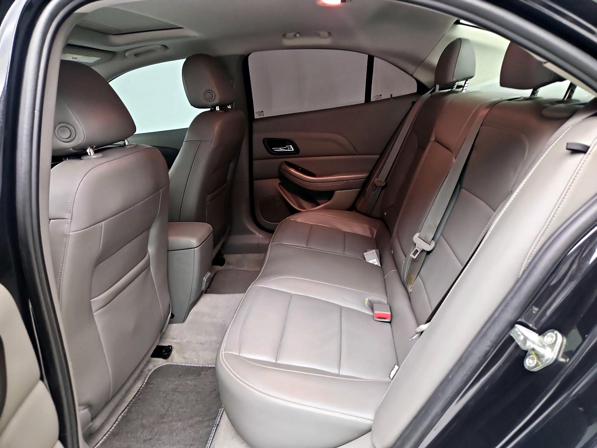 Thumbnail: 2015 Chevrolet Malibu - 20