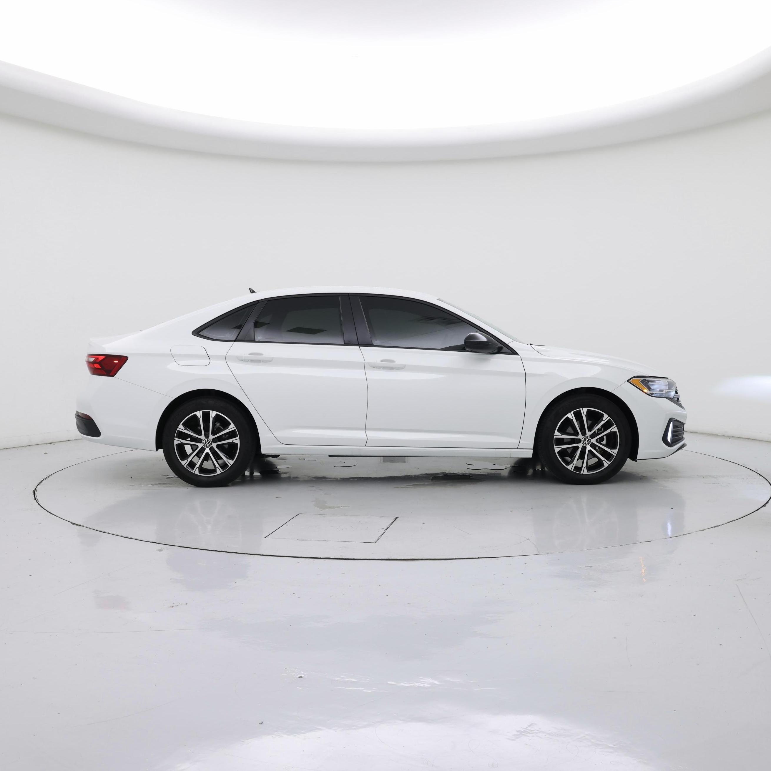 Thumbnail: 2024 Volkswagen Jetta - 7
