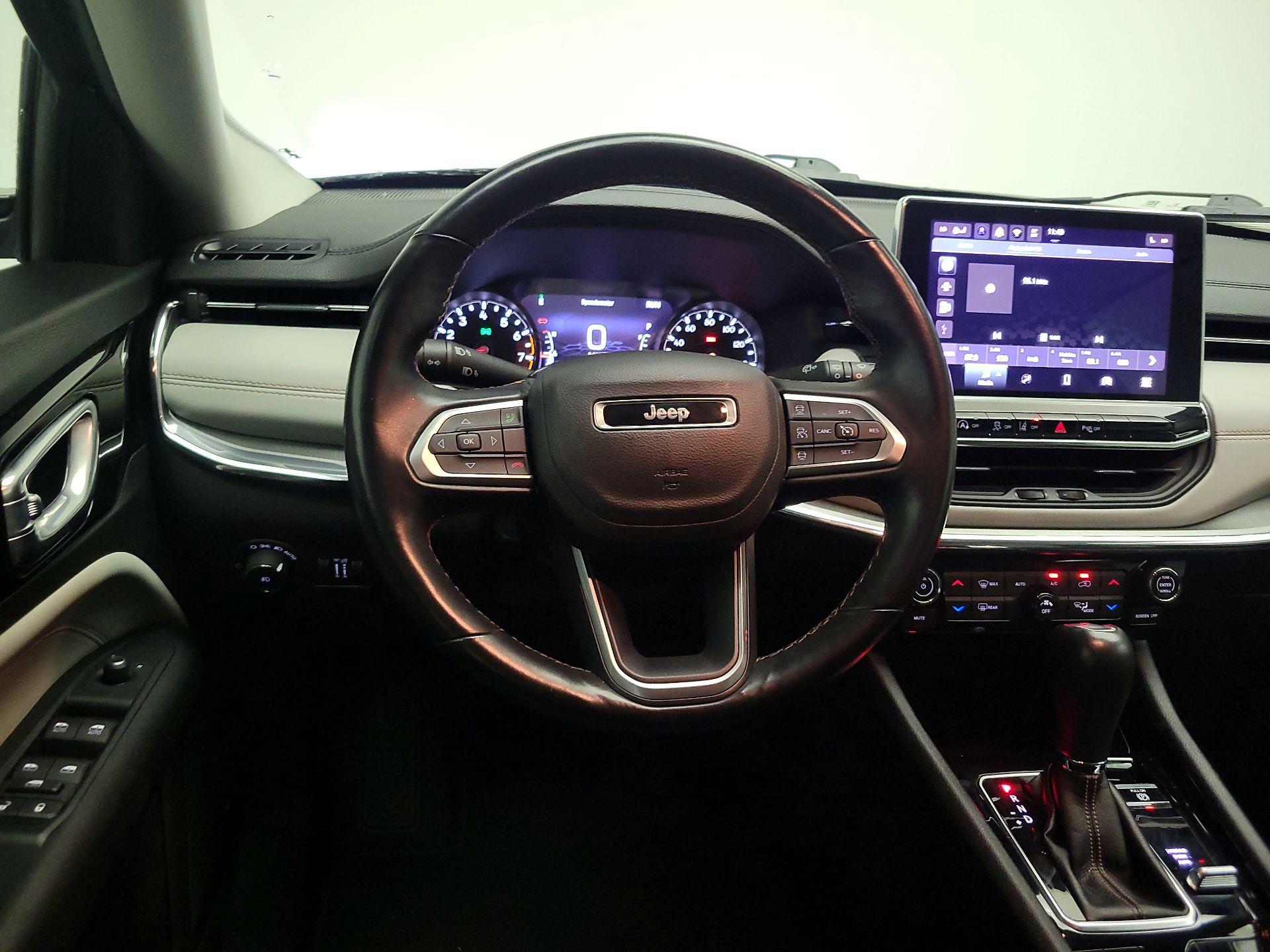 Thumbnail: 2022 Jeep Compass - 10
