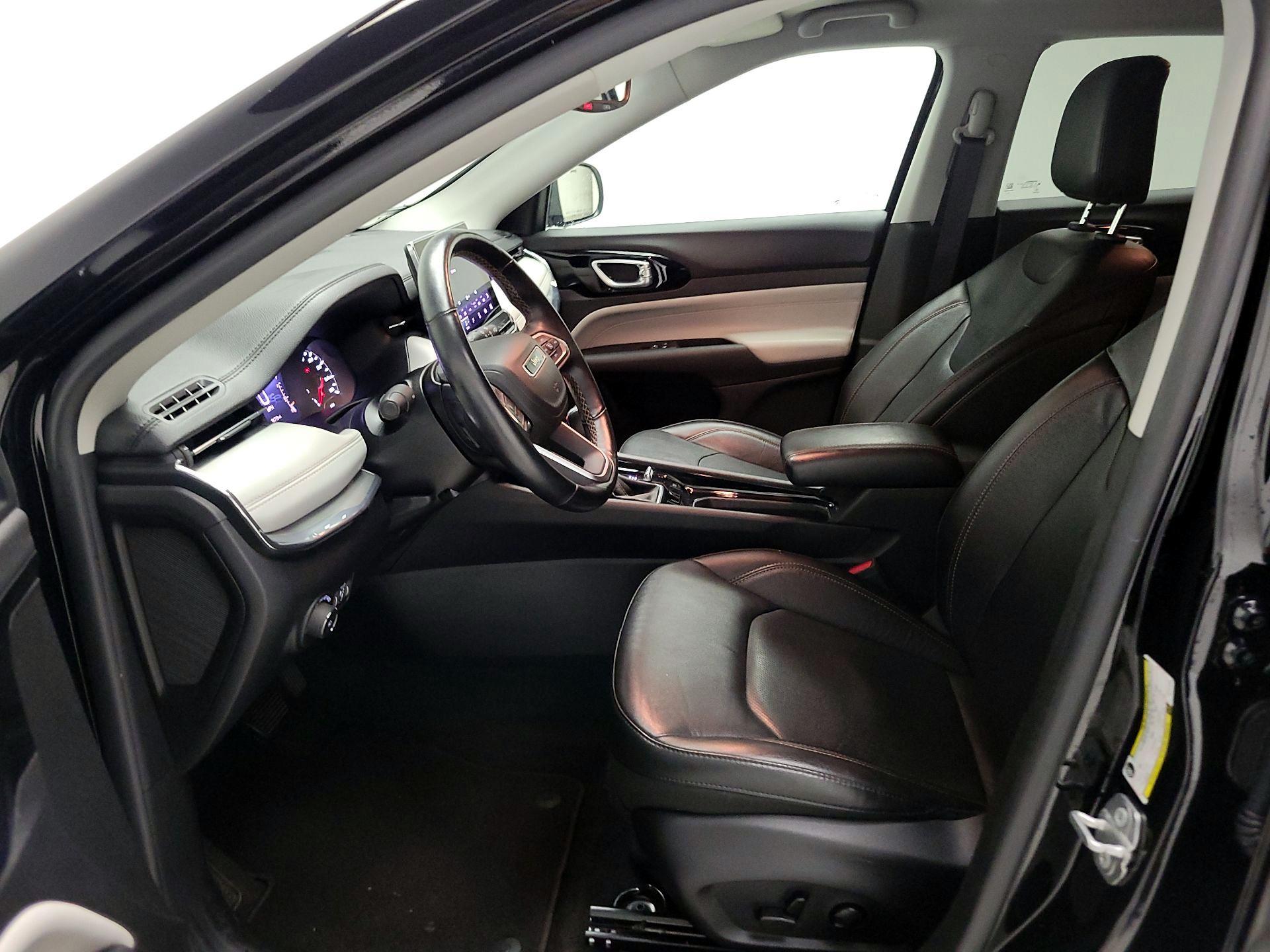 Thumbnail: 2022 Jeep Compass - 11