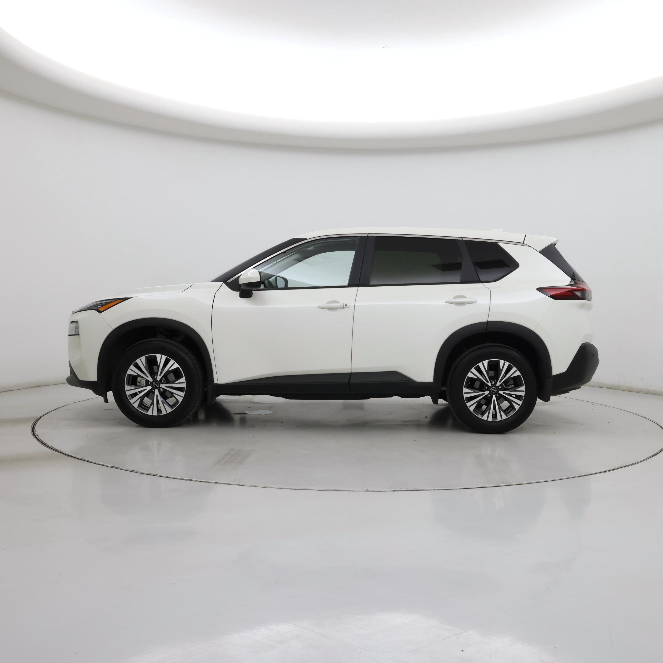 Thumbnail: 2023 Nissan Rogue - 3
