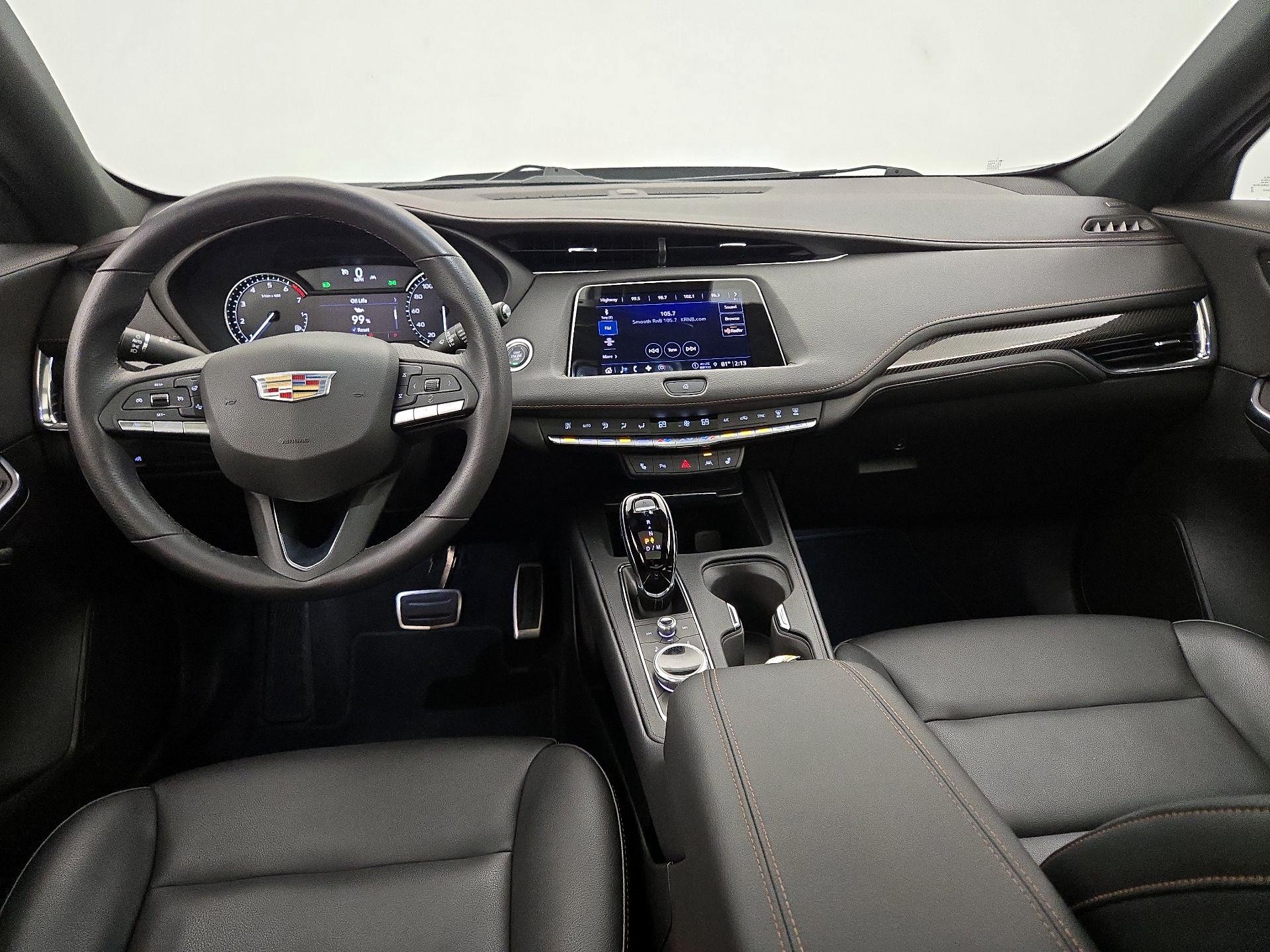 Thumbnail: 2023 Cadillac XT4 - 9