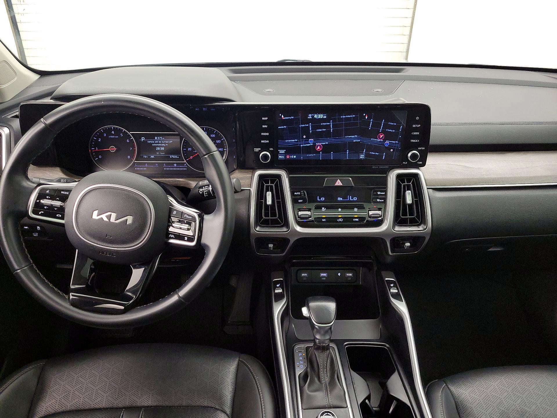 Thumbnail: 2022 Kia Sorento - 9