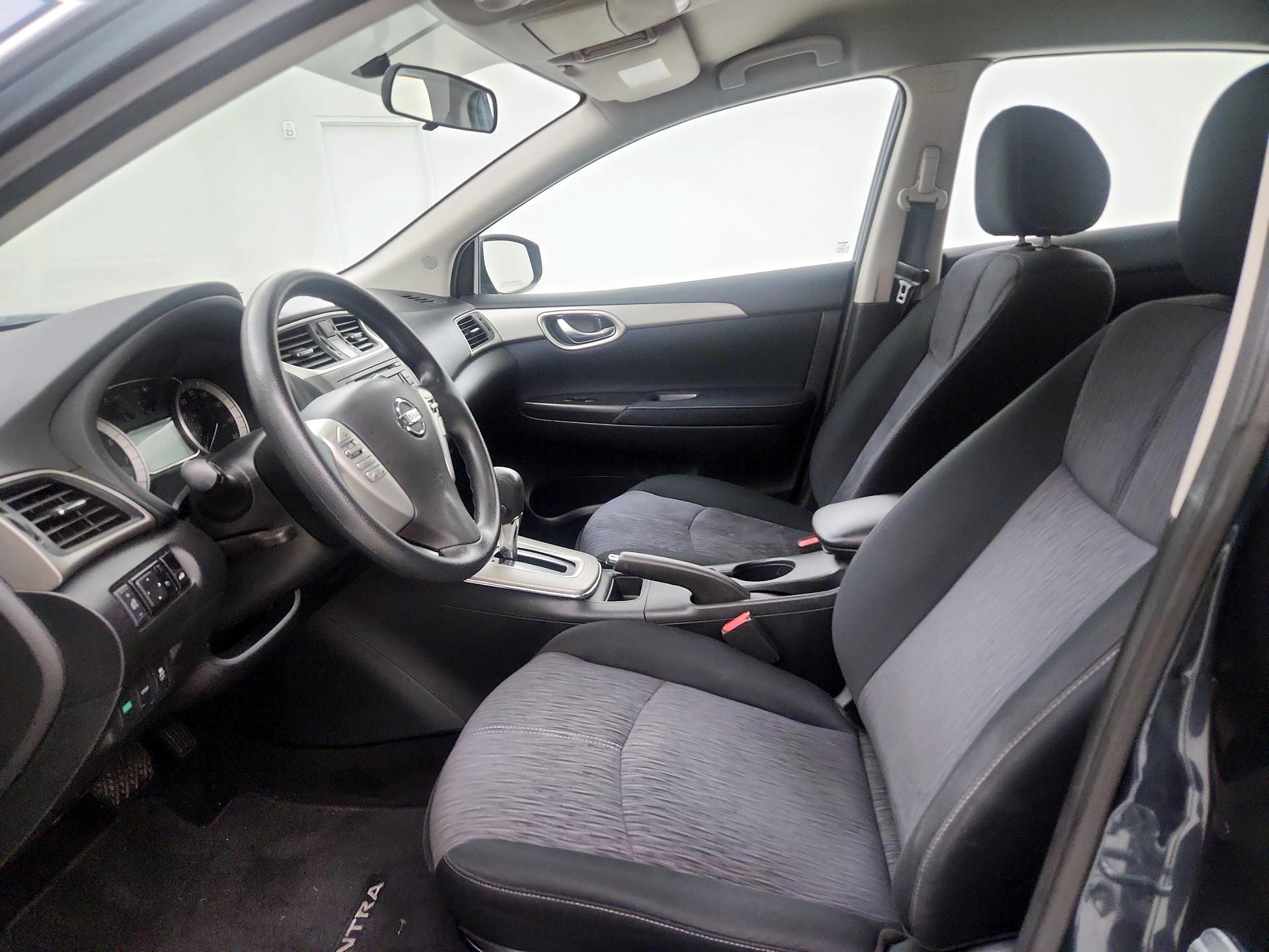 Thumbnail: 2014 Nissan Sentra - 11