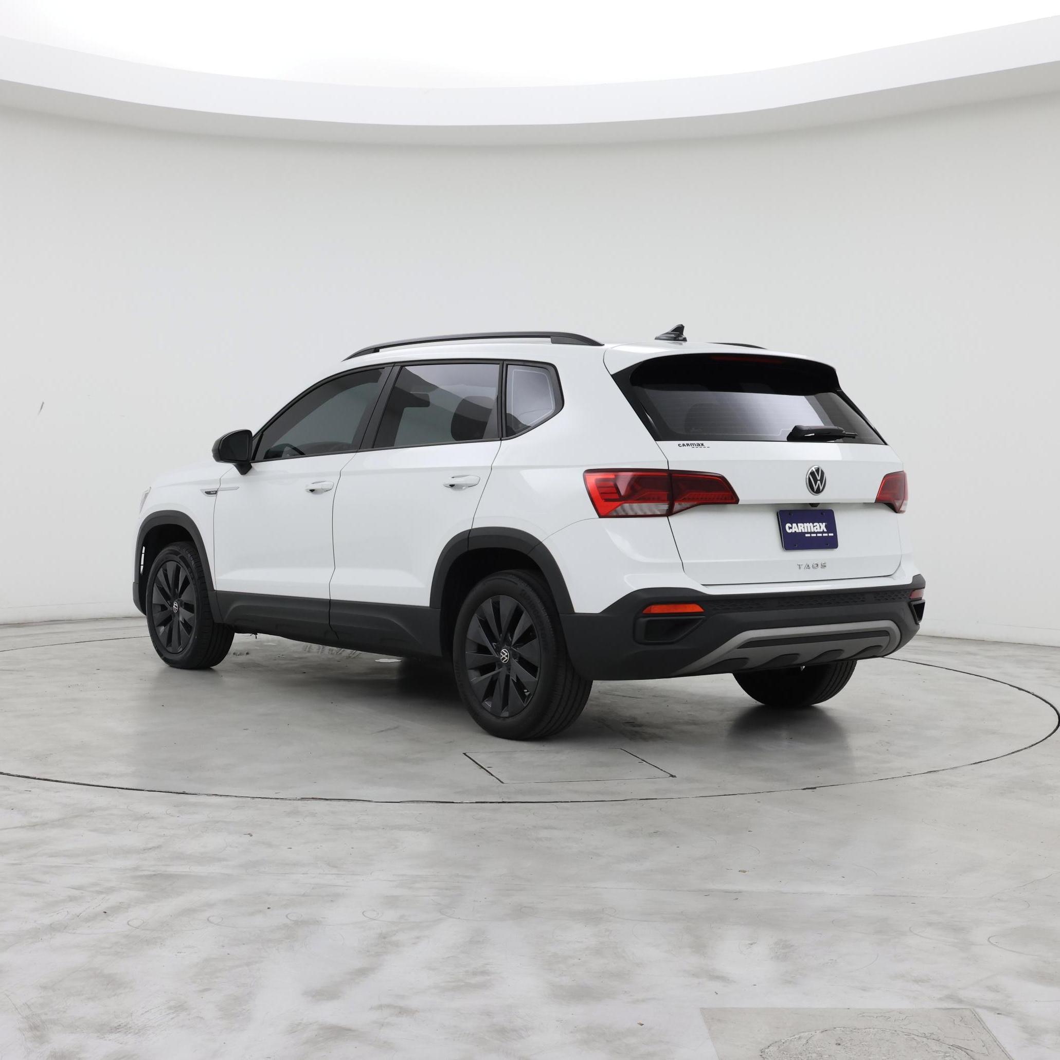Thumbnail: 2022 Volkswagen Taos - 2