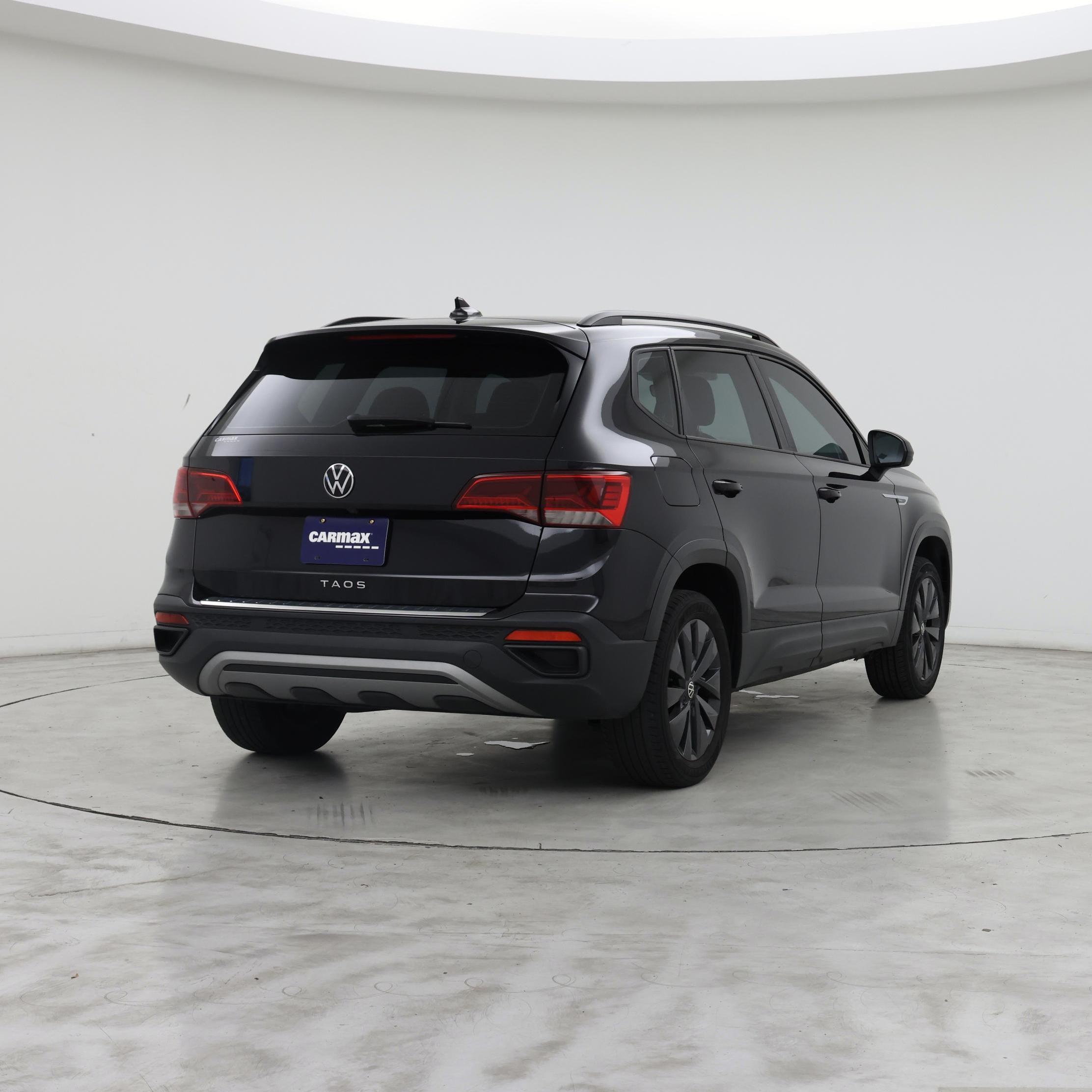 Thumbnail: 2023 Volkswagen Taos - 8