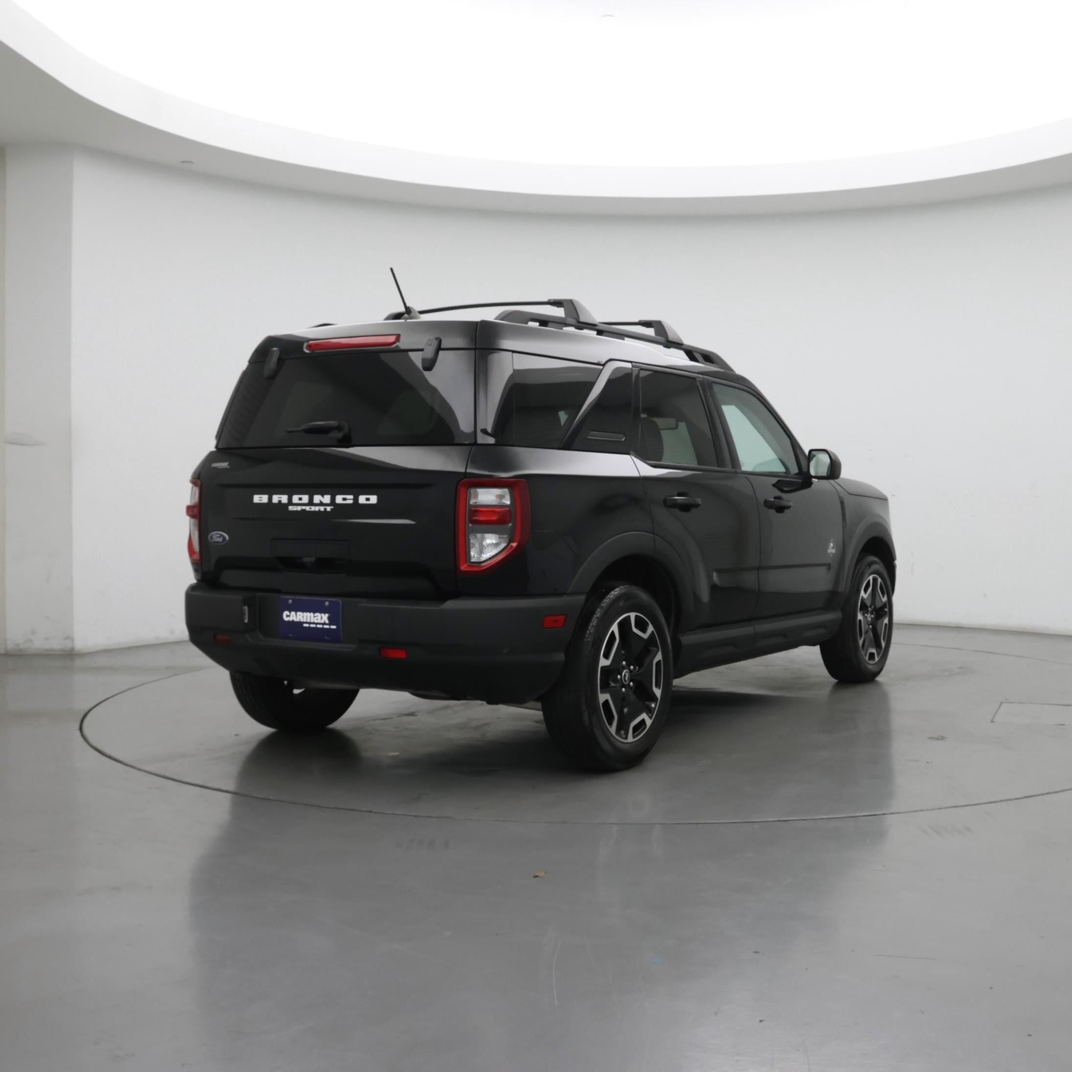 Thumbnail: 2023 Ford Bronco Sport - 8