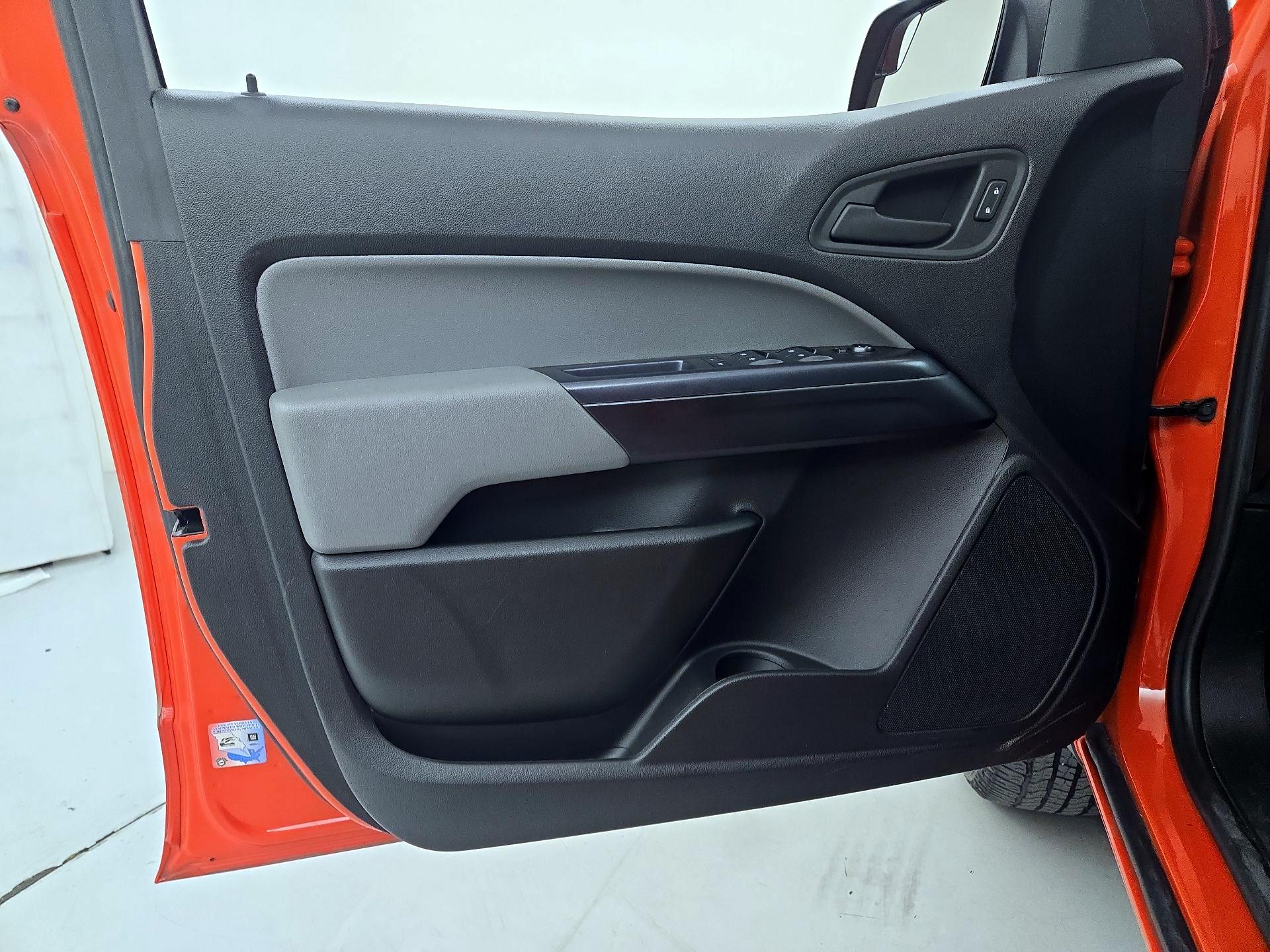 Thumbnail: 2020 Chevrolet Colorado - 12