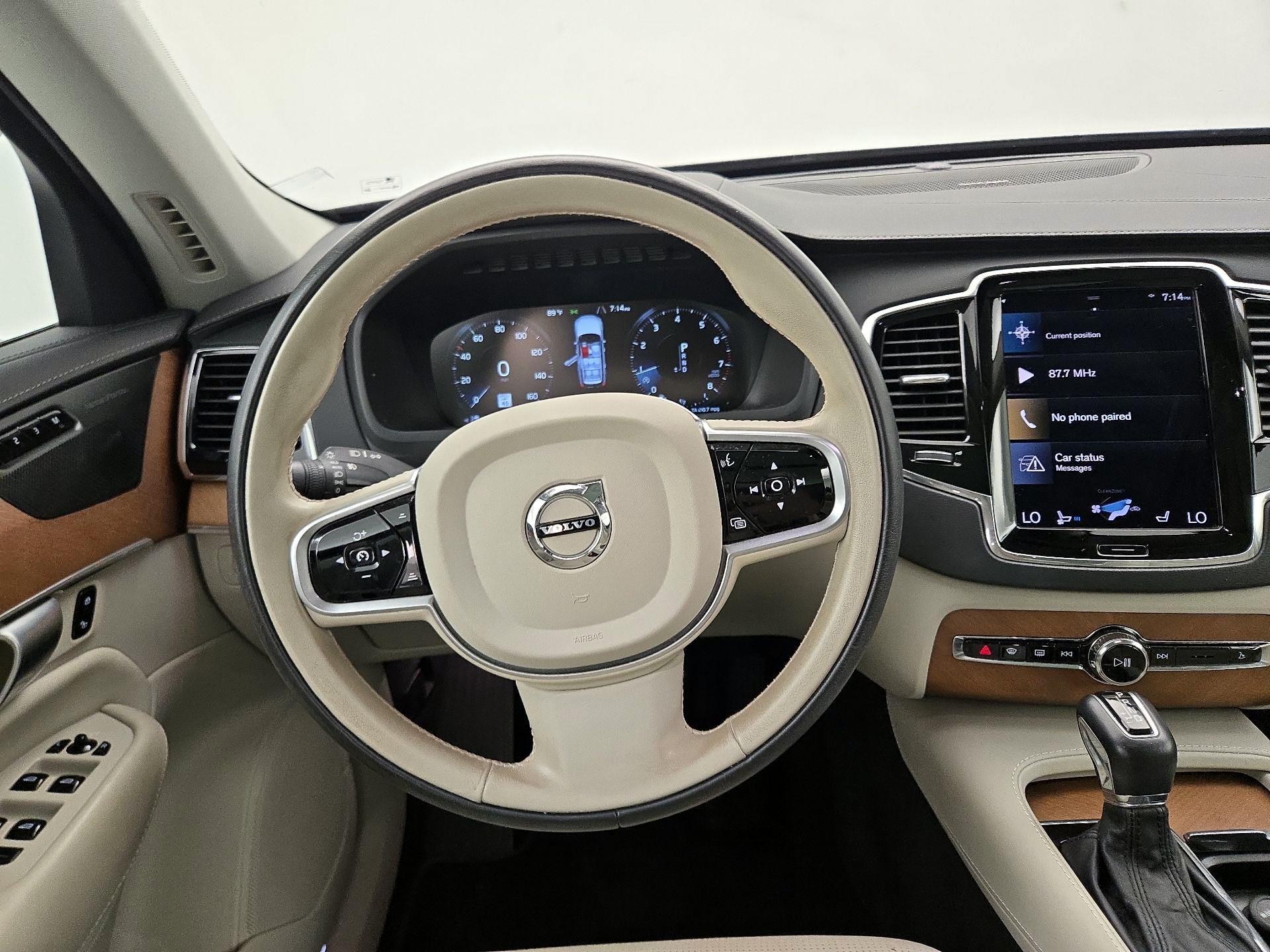 Thumbnail: 2020 Volvo XC90 - 10