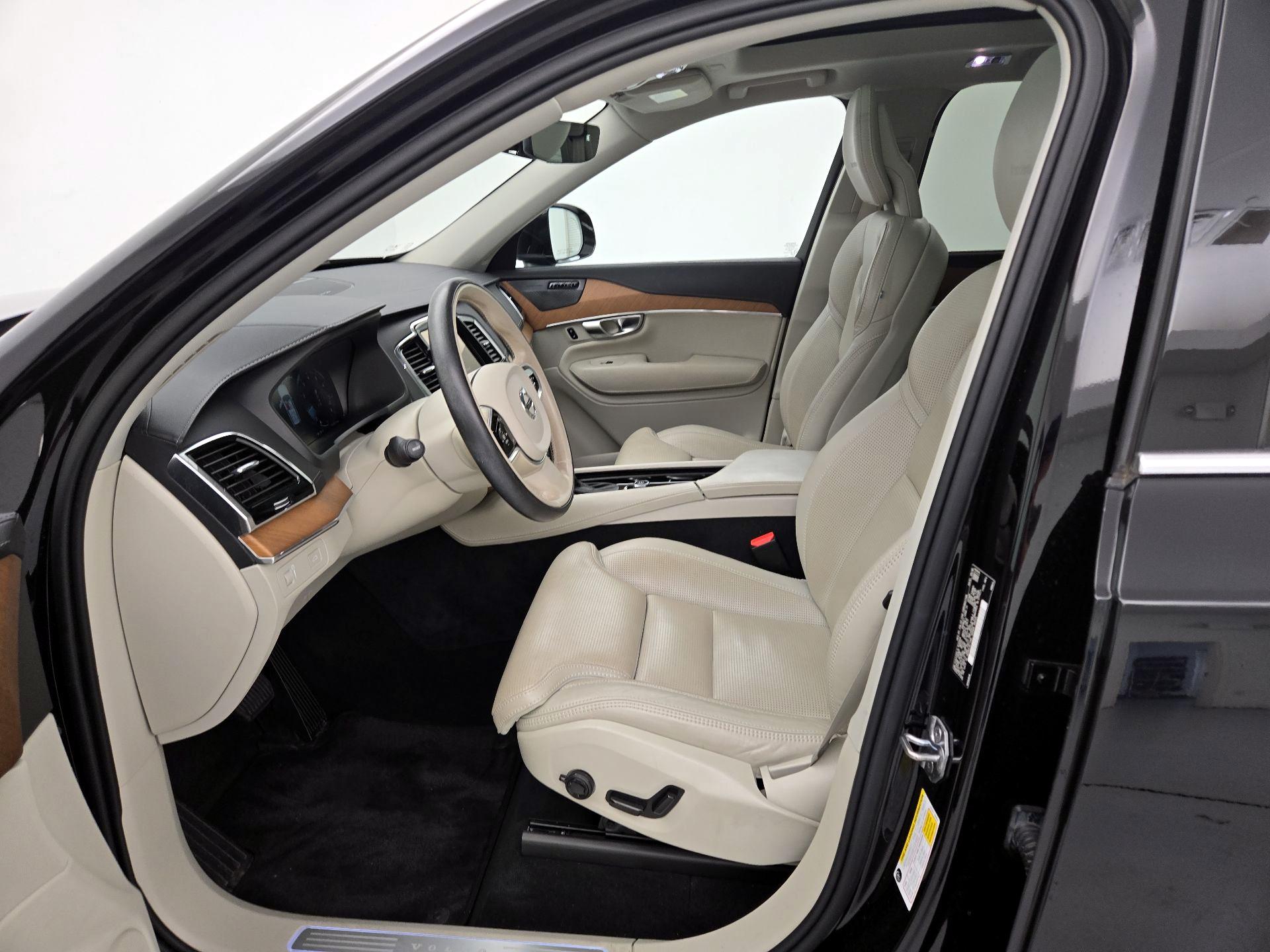 Thumbnail: 2020 Volvo XC90 - 11