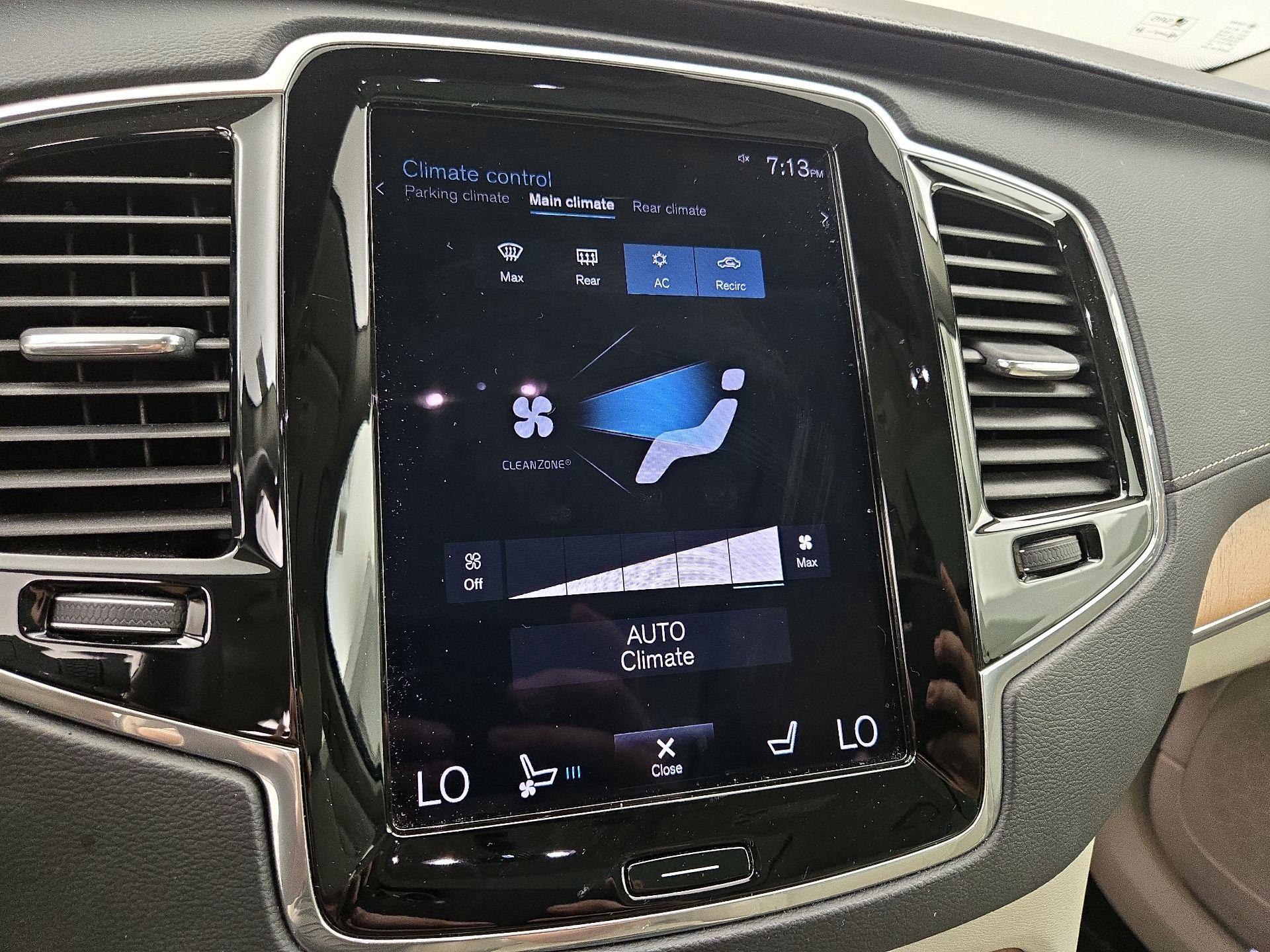 Thumbnail: 2020 Volvo XC90 - 17