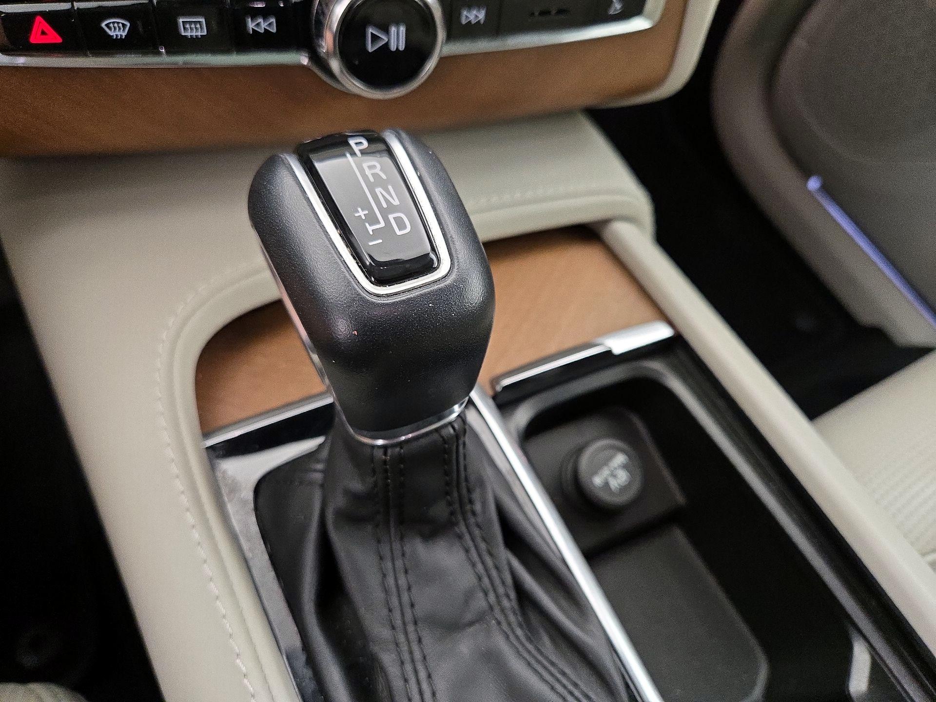 Thumbnail: 2020 Volvo XC90 - 18