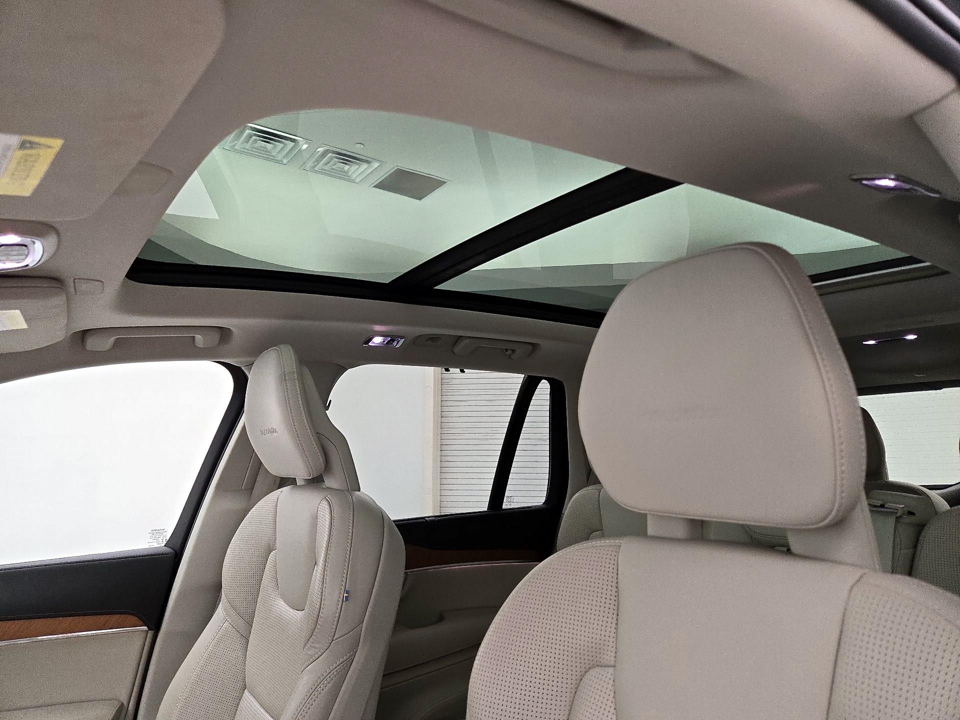 Thumbnail: 2020 Volvo XC90 - 20