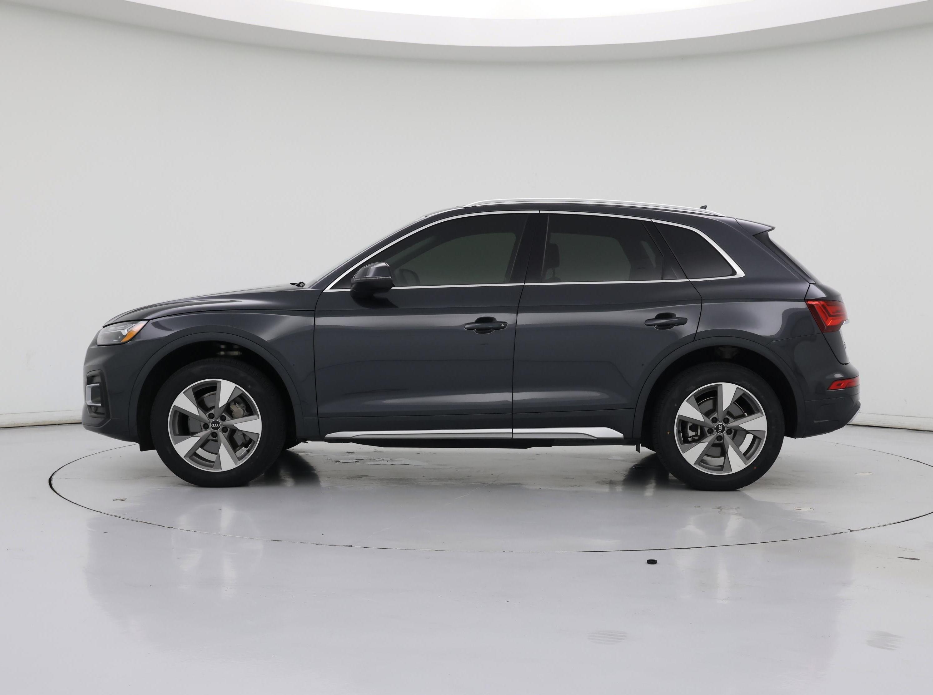 Thumbnail: 2023 Audi Q5 - 3
