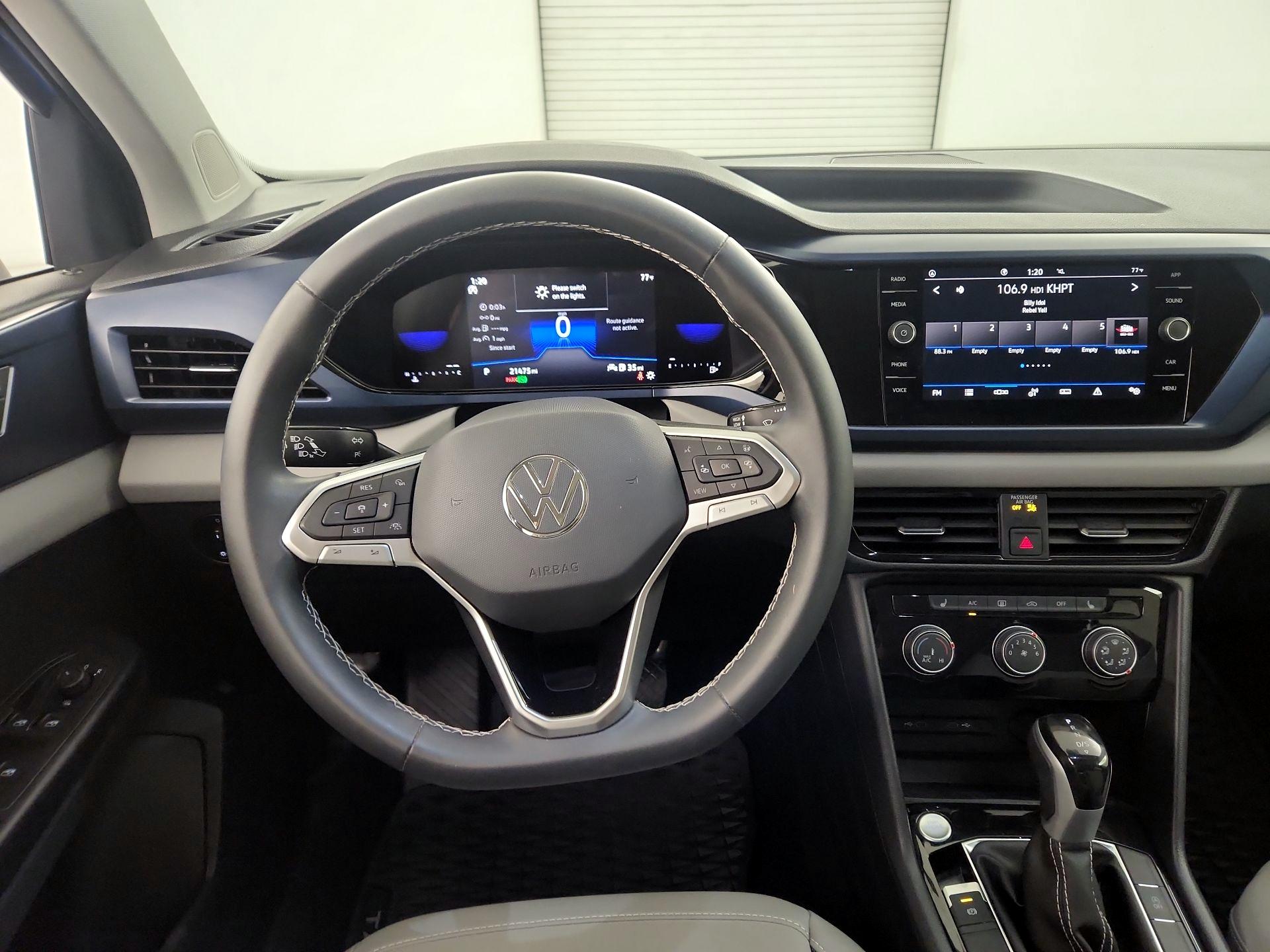 Thumbnail: 2023 Volkswagen Taos - 10