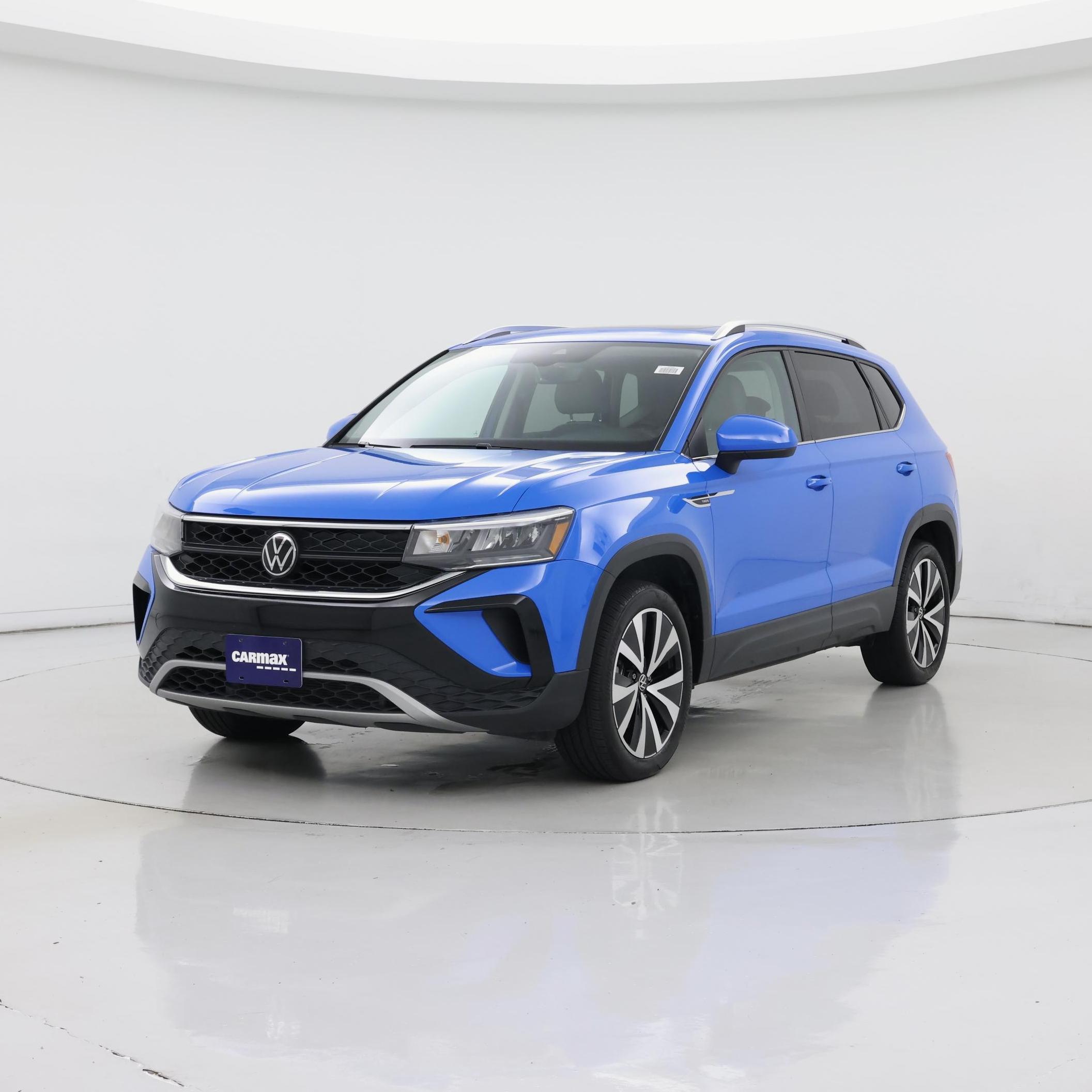 Thumbnail: 2023 Volkswagen Taos - 4