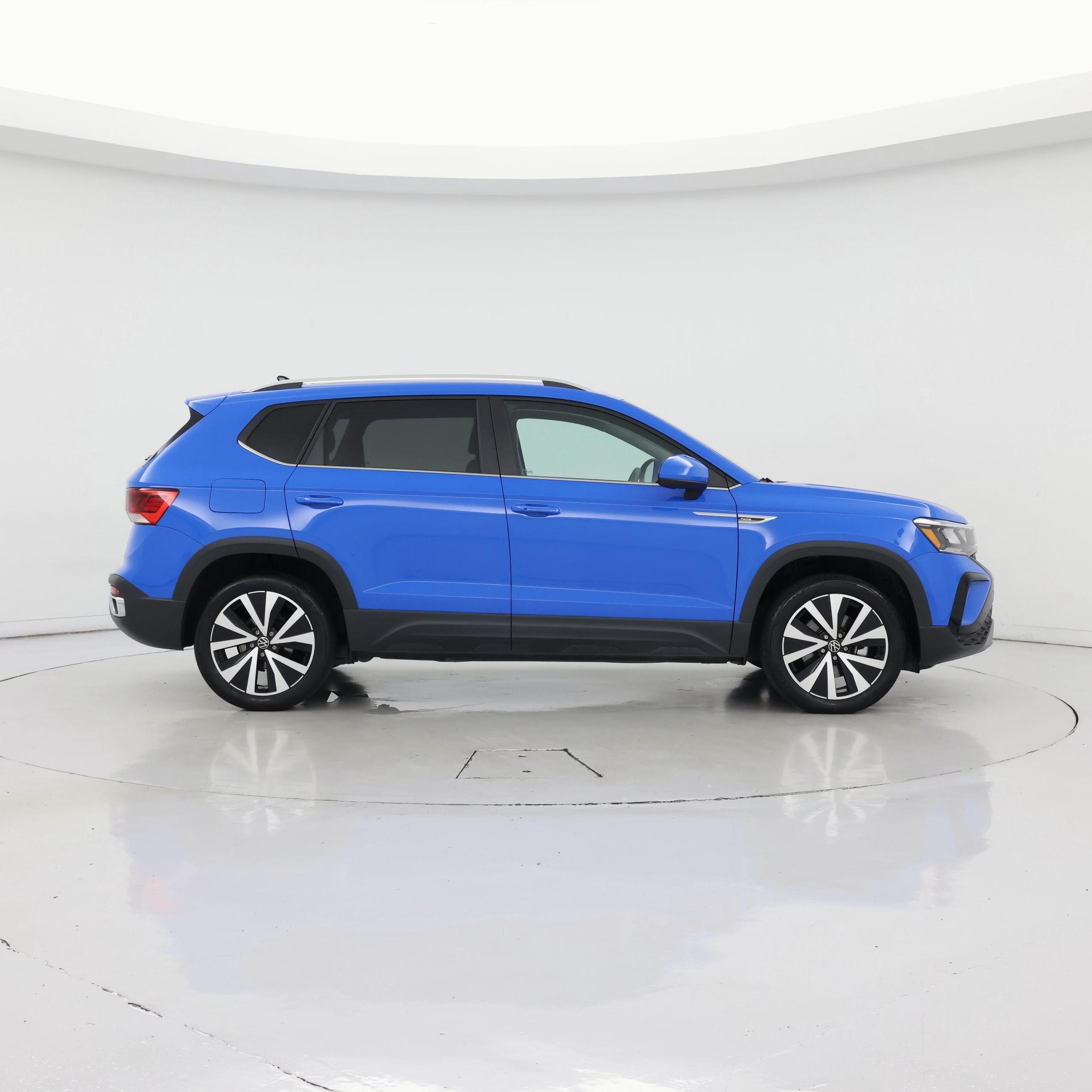 Thumbnail: 2023 Volkswagen Taos - 7