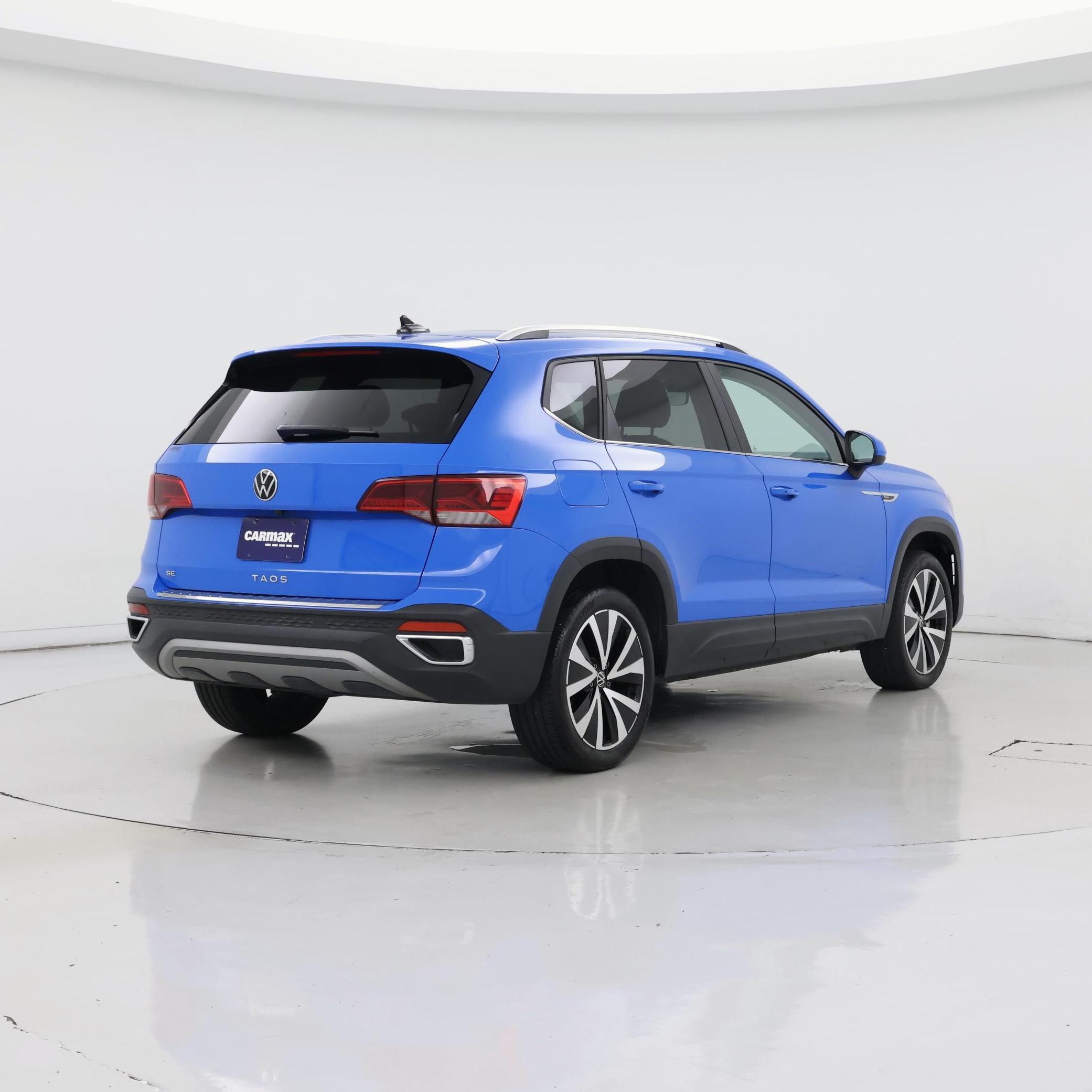 Thumbnail: 2023 Volkswagen Taos - 8