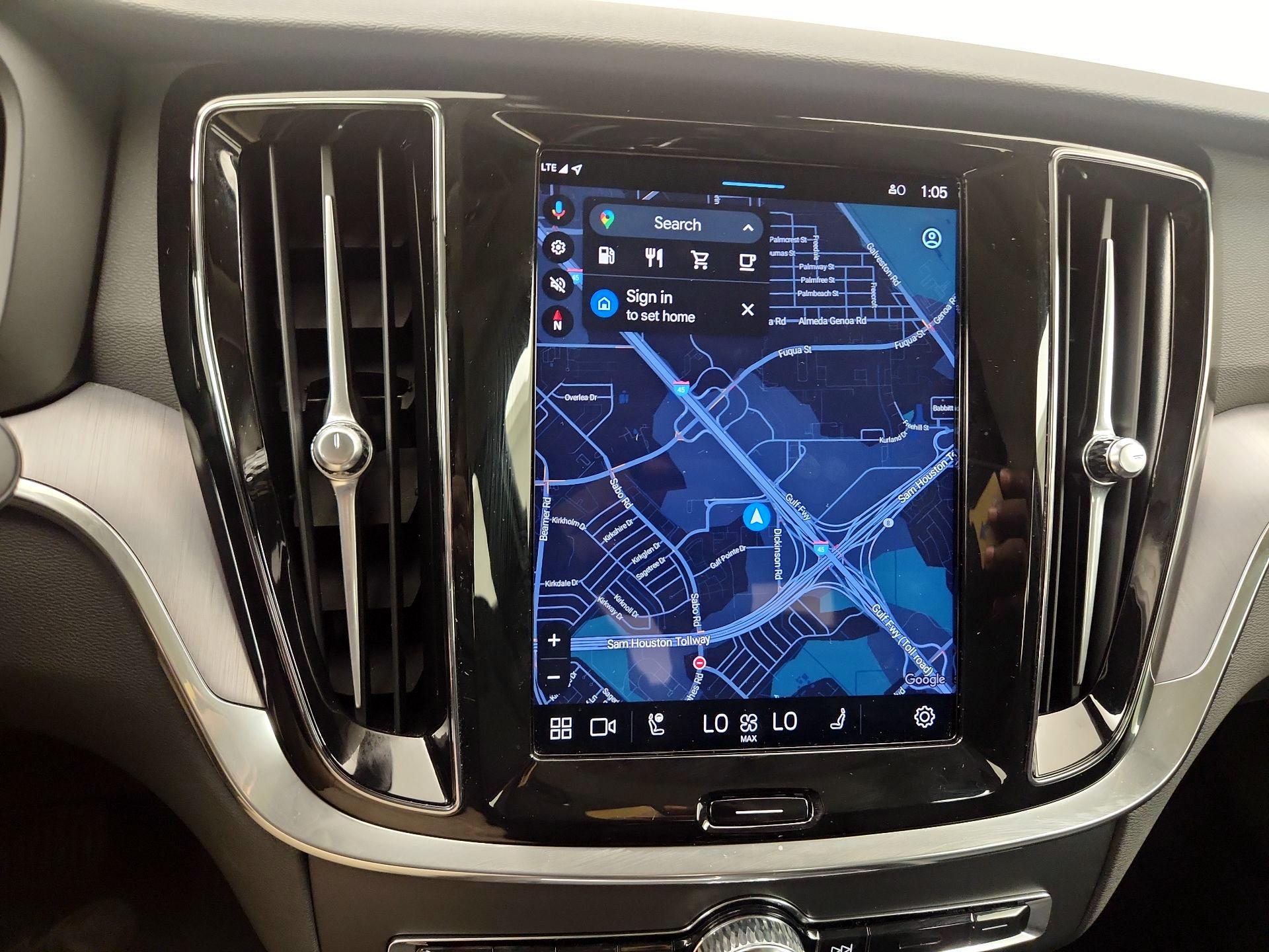 Thumbnail: 2025 Volvo S60 - 14