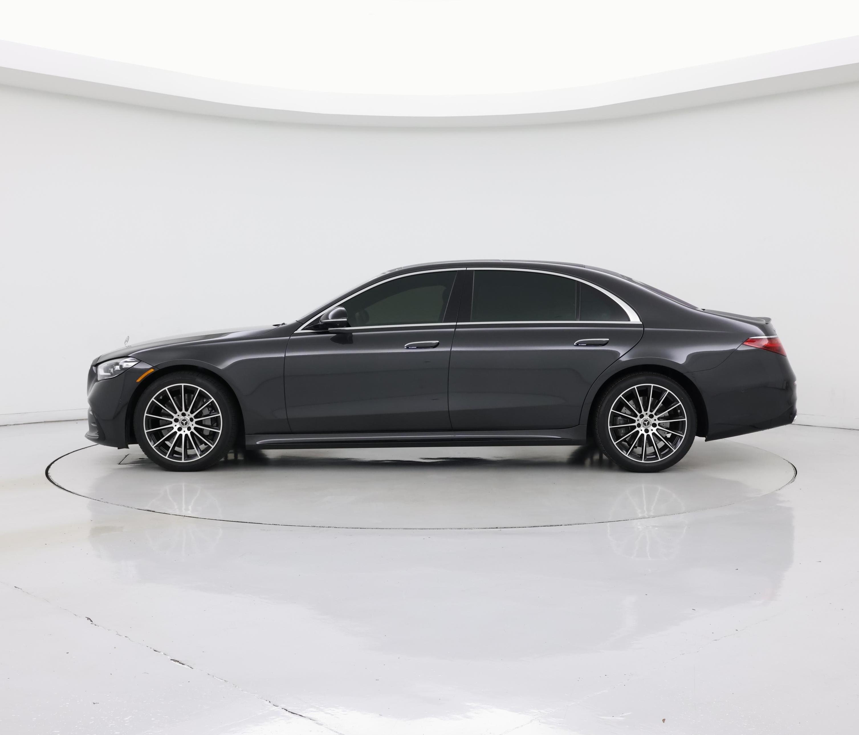 Thumbnail: 2022 Mercedes-Benz S-Class - 3