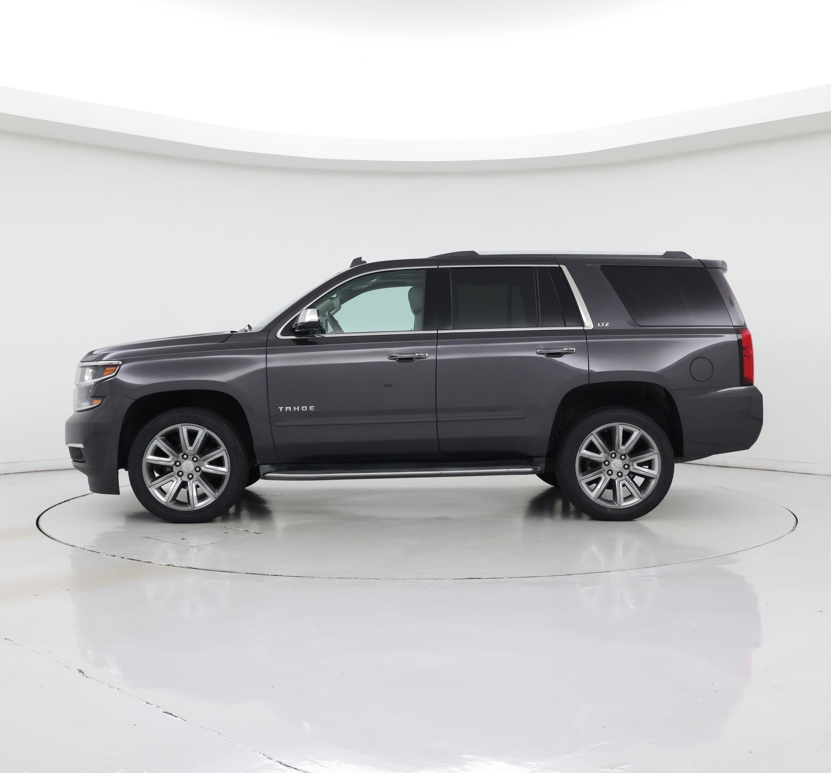 Thumbnail: 2015 Chevrolet Tahoe - 3