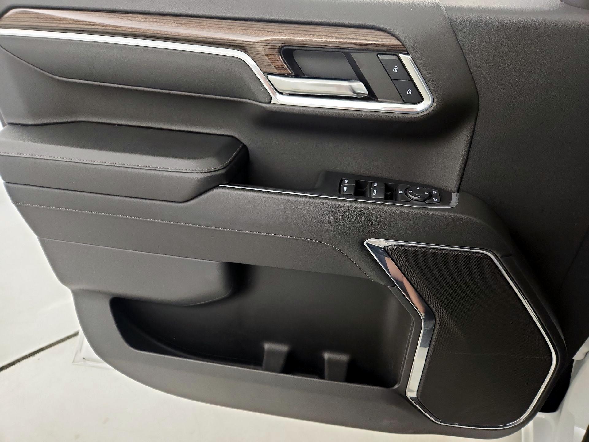 Thumbnail: 2024 Chevrolet Silverado 1500 - 12