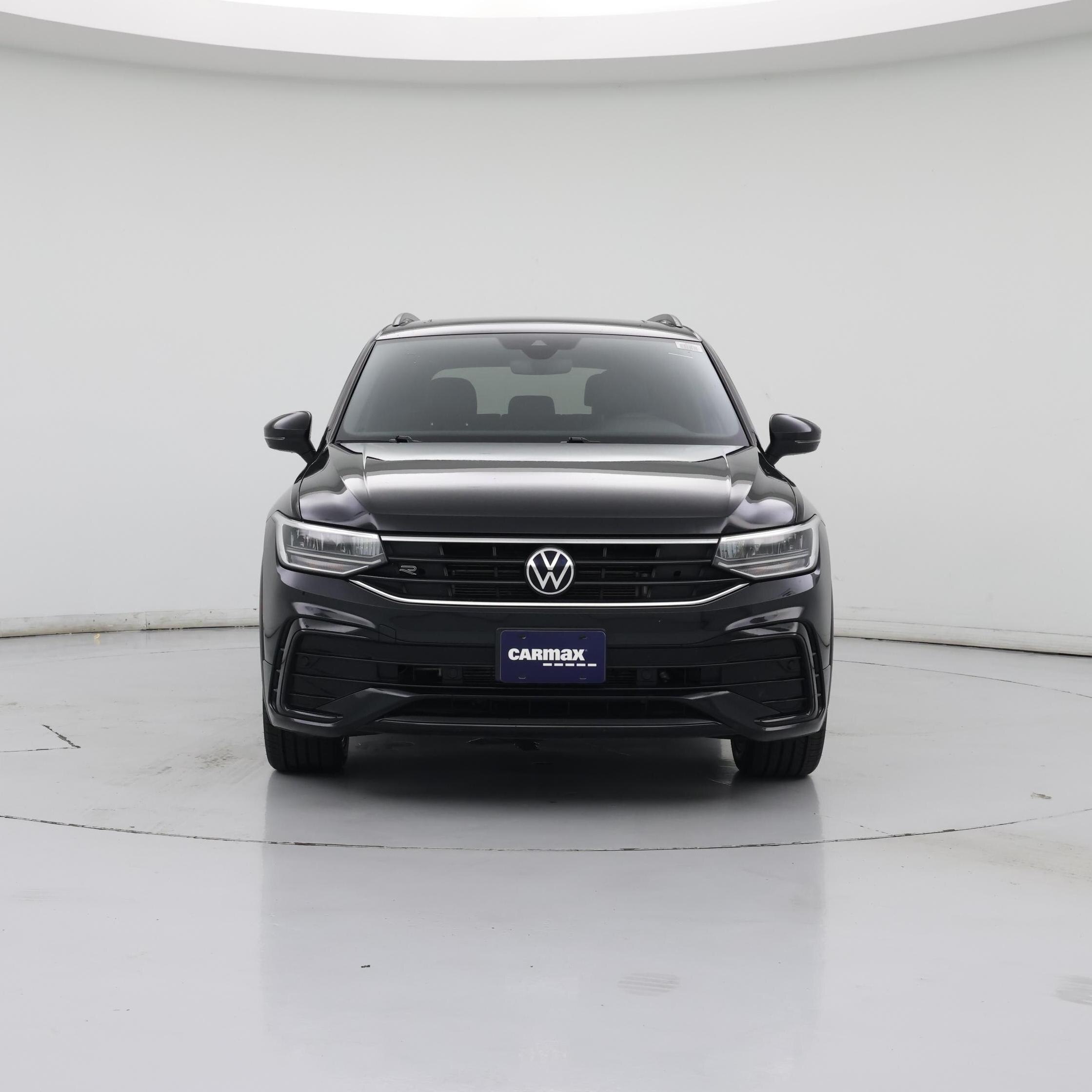 Thumbnail: 2023 Volkswagen Tiguan - 5