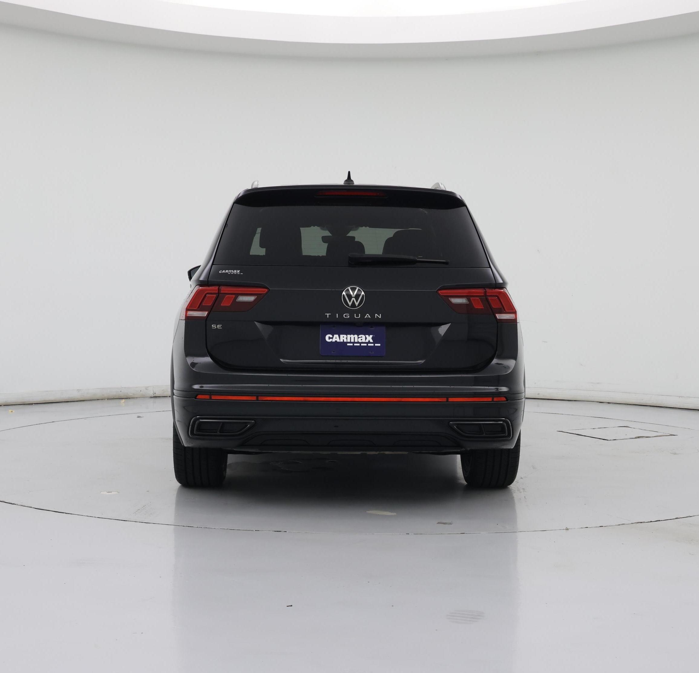Thumbnail: 2023 Volkswagen Tiguan - 6