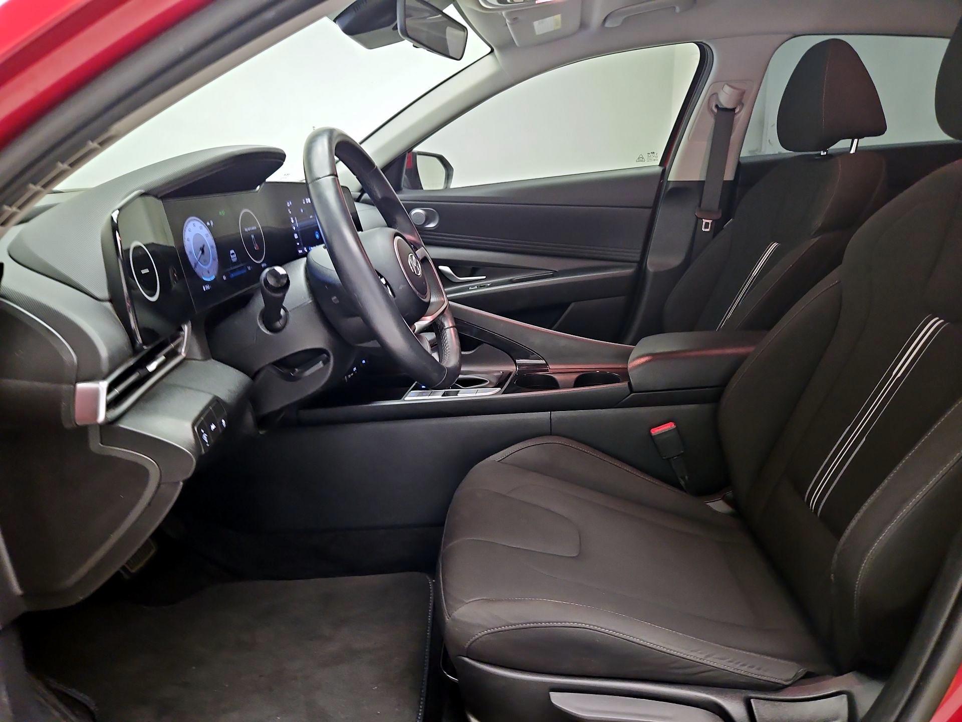 Thumbnail: 2023 Hyundai Elantra - 11