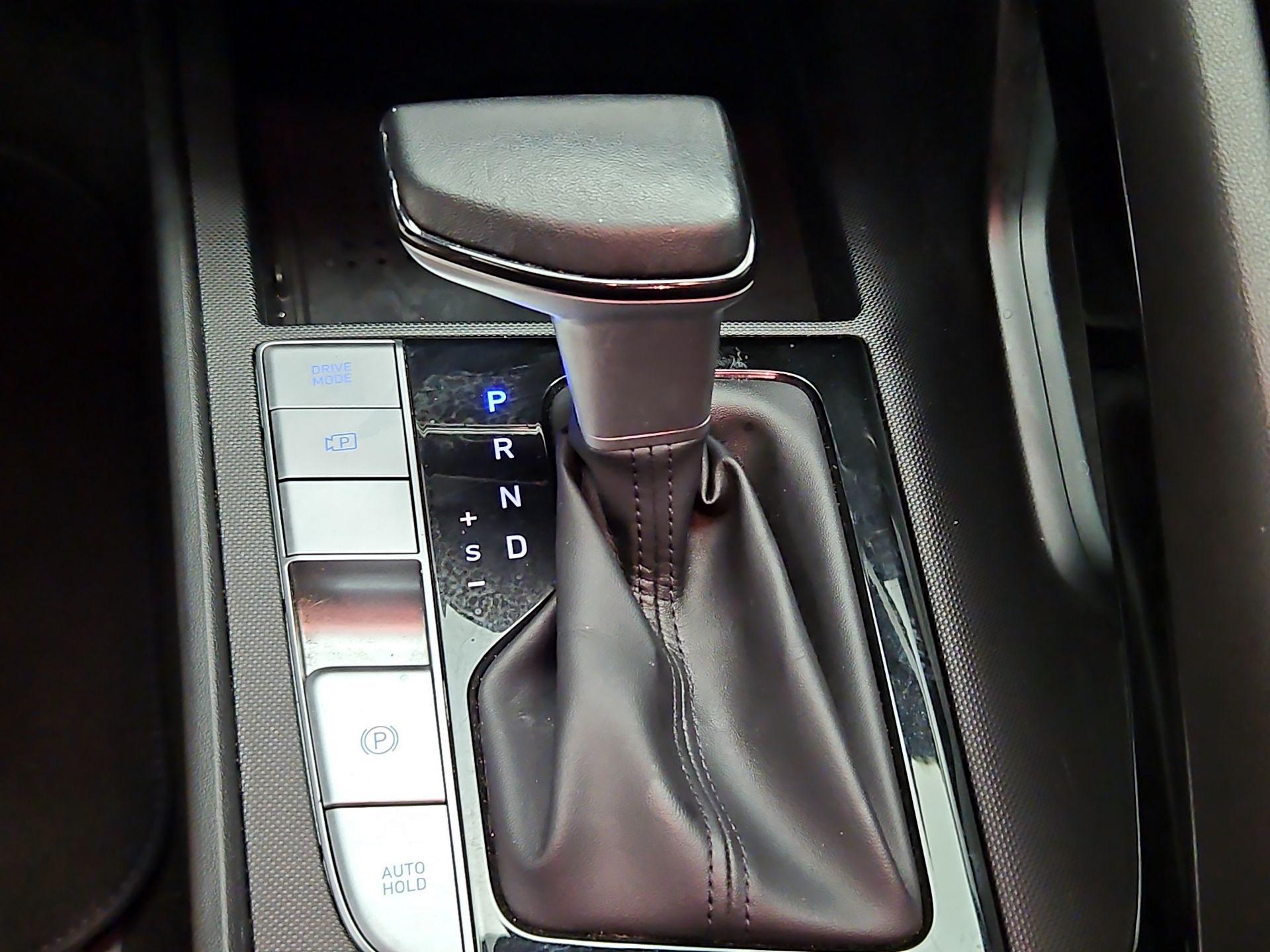 Thumbnail: 2023 Hyundai Elantra - 18