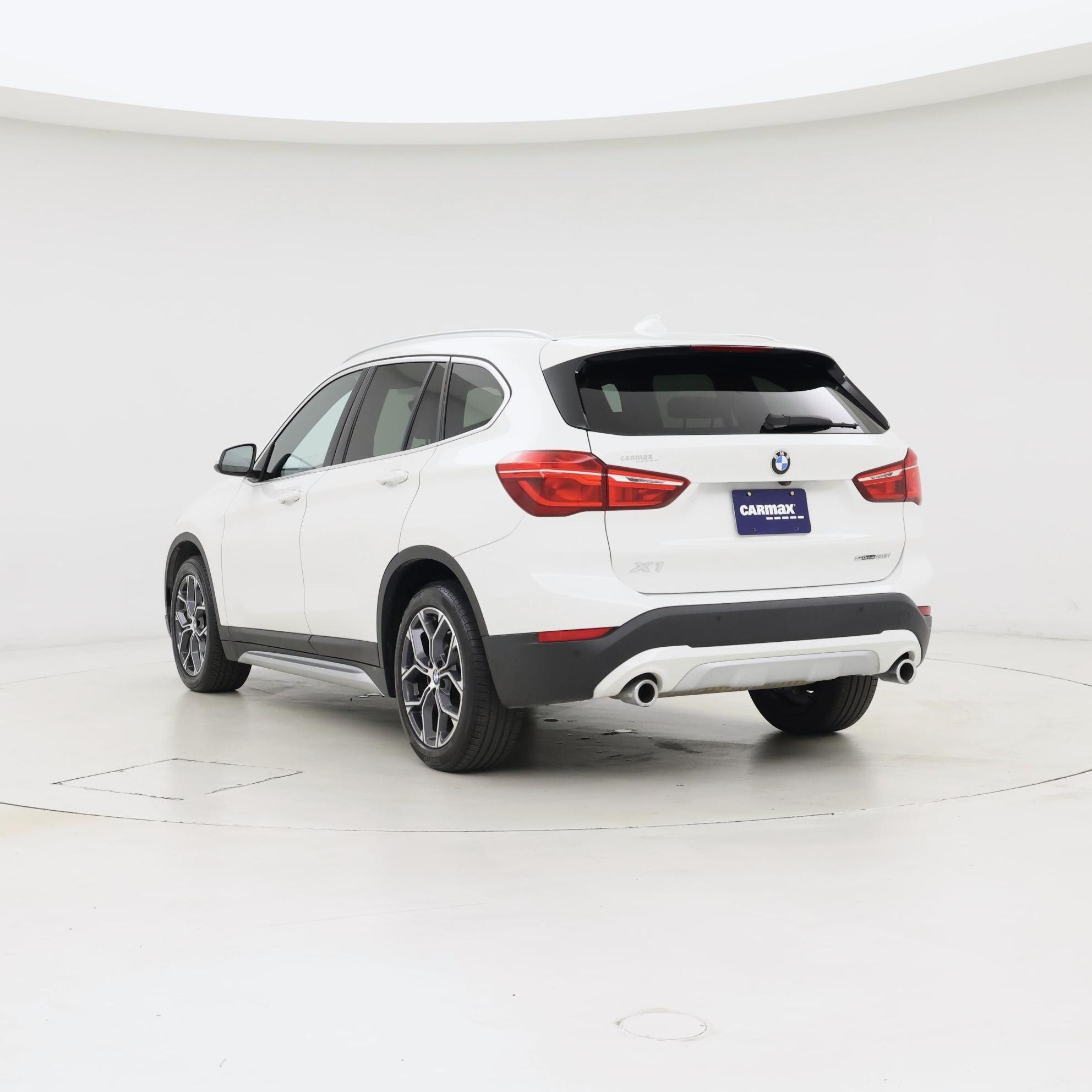 Thumbnail: 2021 BMW X1 - 2