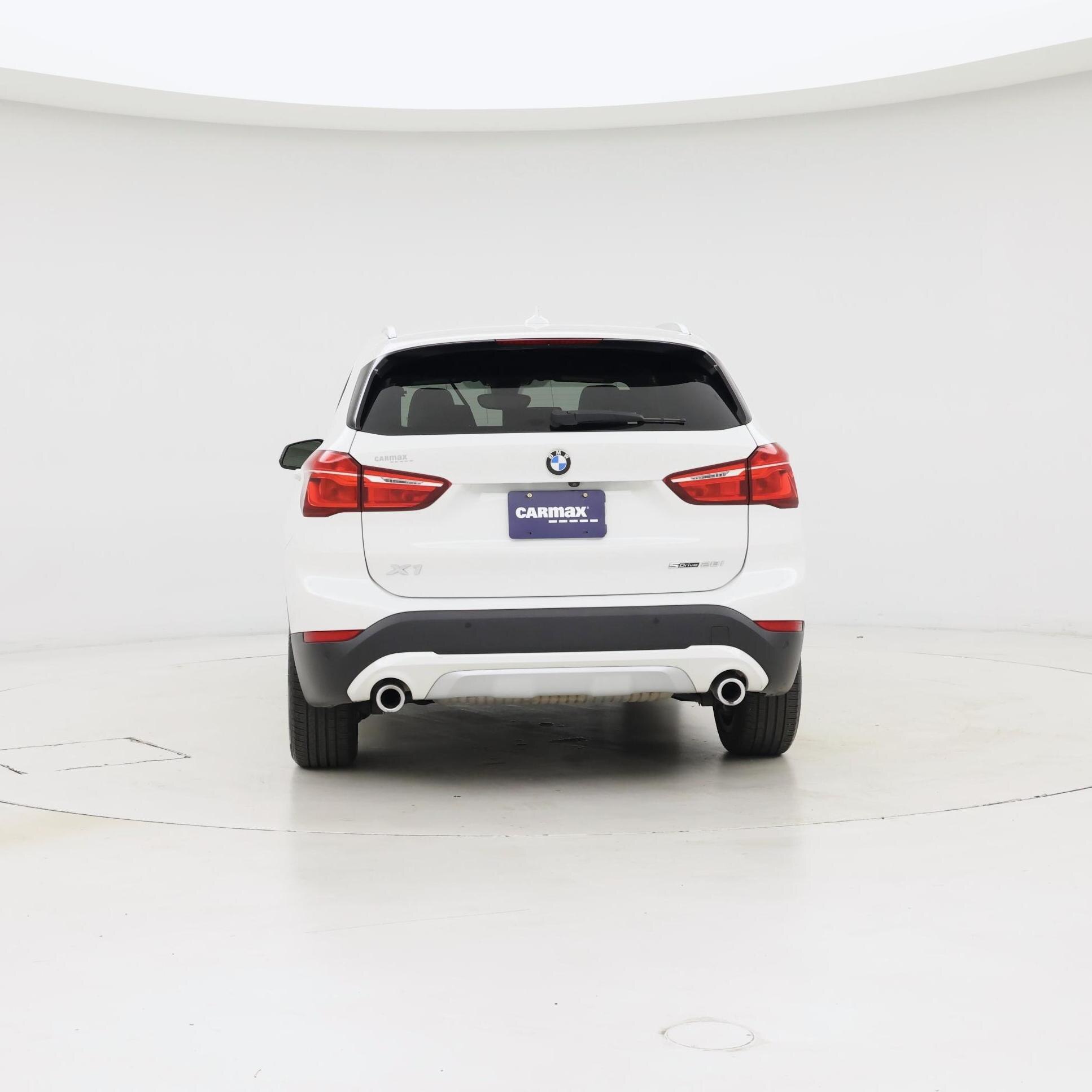 Thumbnail: 2021 BMW X1 - 6
