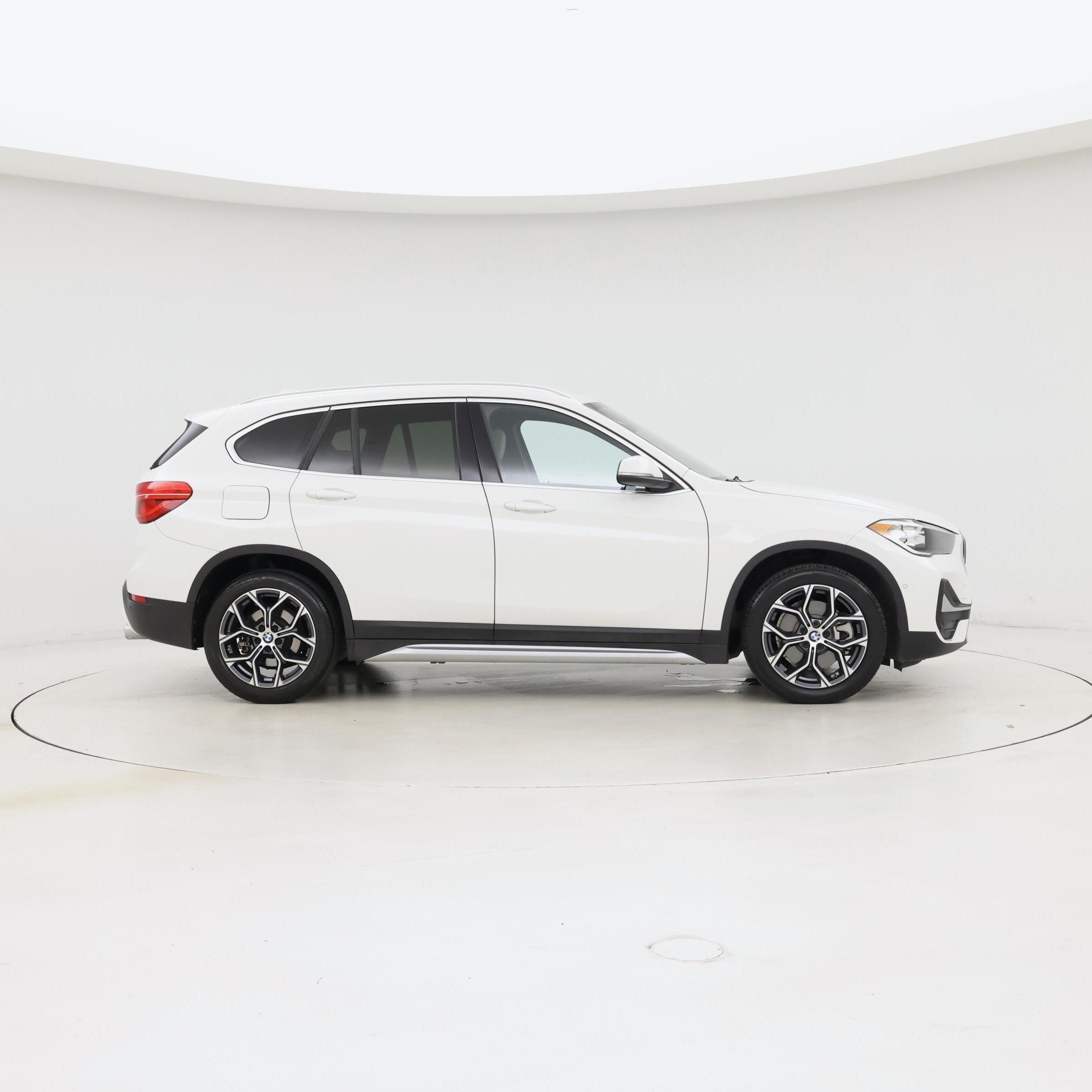 Thumbnail: 2021 BMW X1 - 7